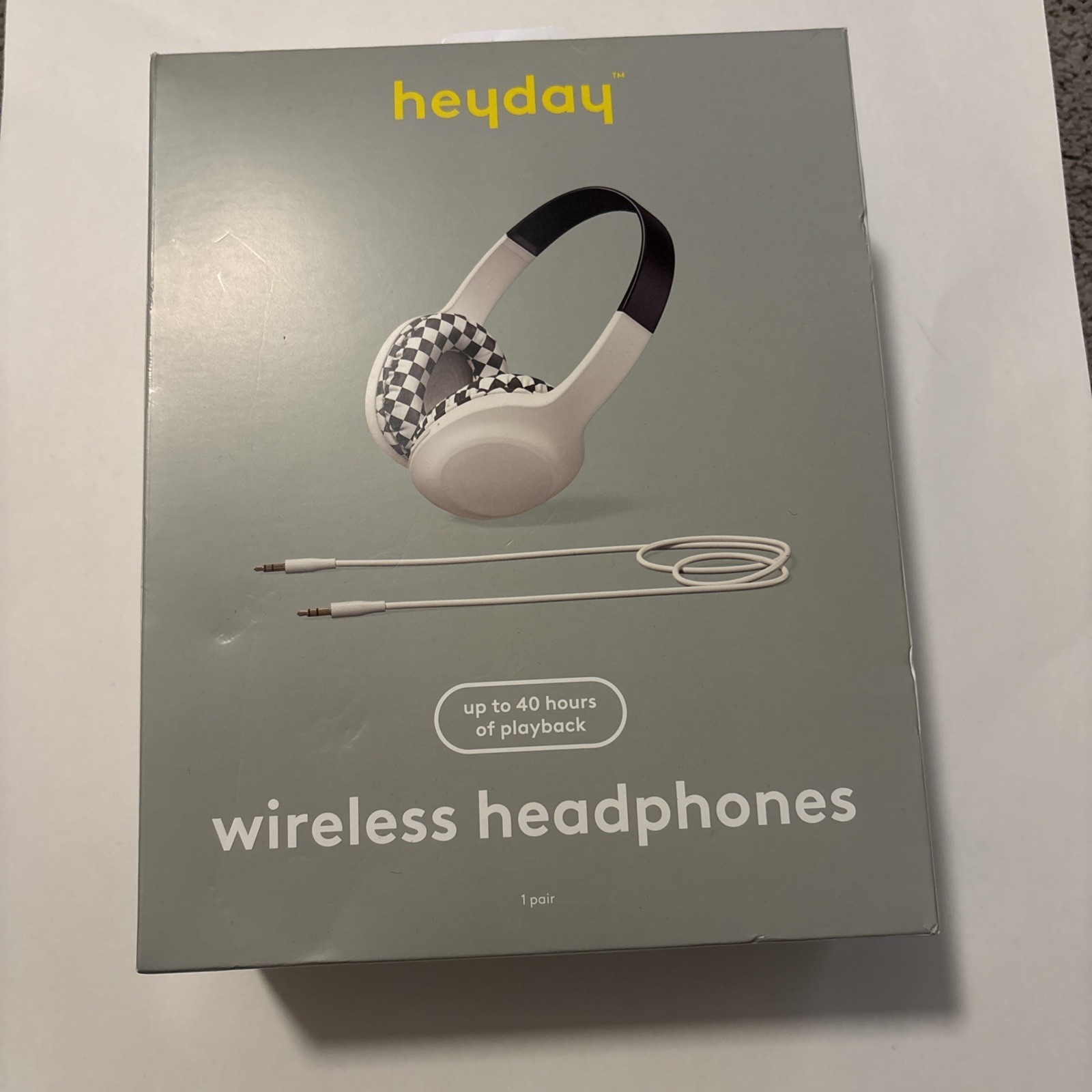 WIRELESS BUILT IN MICROPHONE HEADPHONES CHECKERED HEYDAY NEW