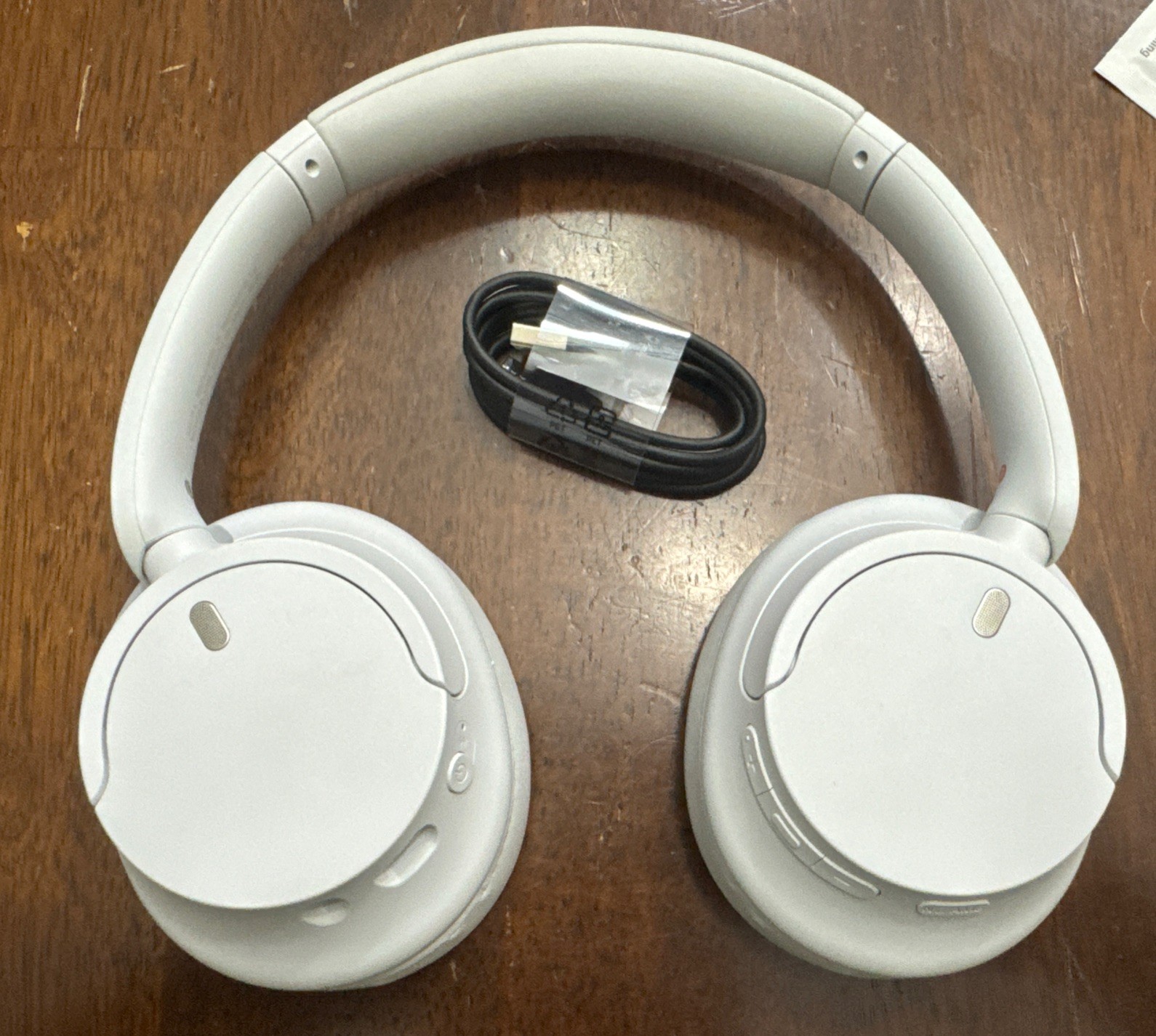 Sony WH-CH720N Wireless Noise Canceling Headphones Bluetooth White whch720n