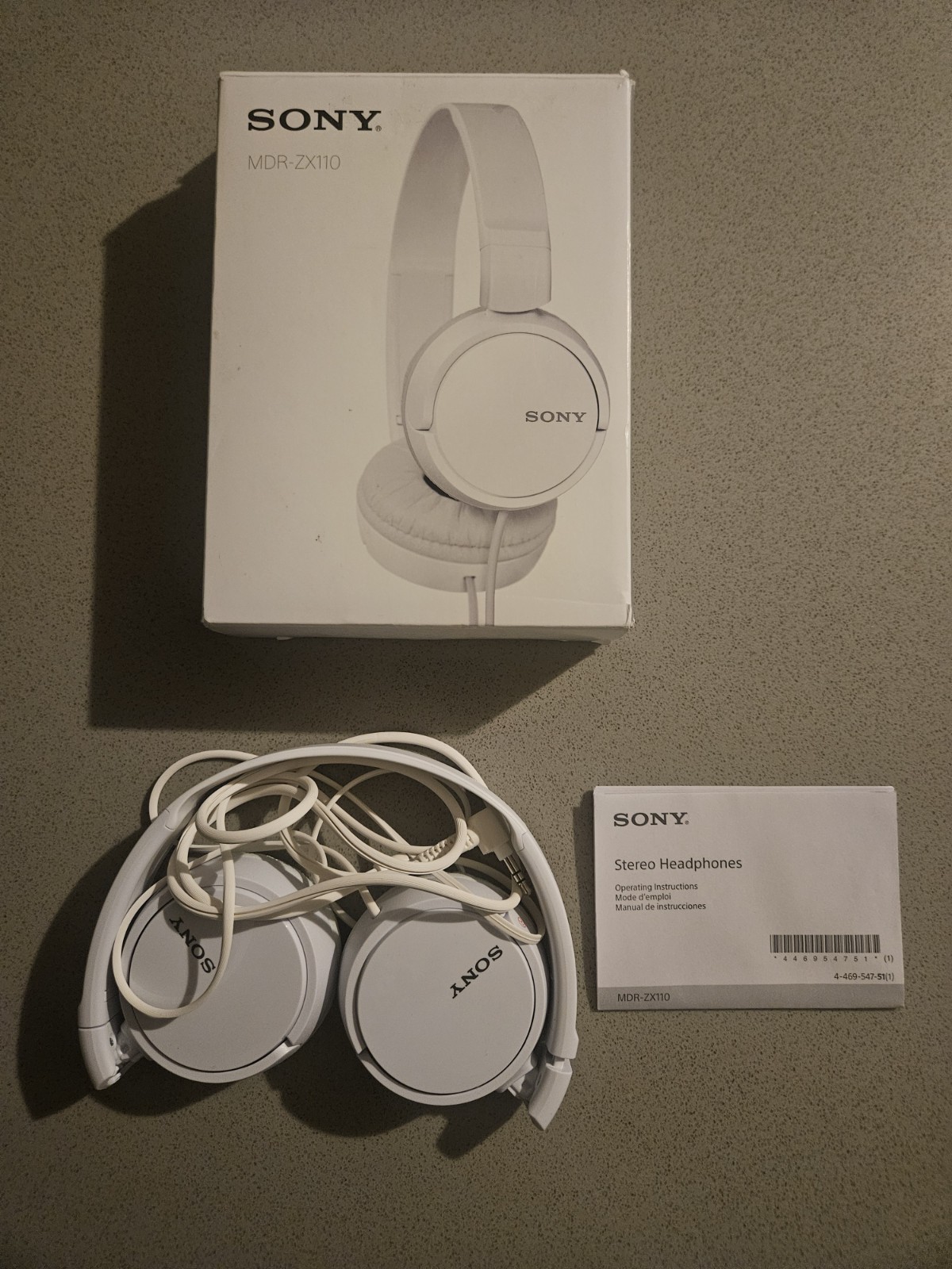 Sony MDR-ZX110 Ear-Pad (On the Ear) Headband Wired Headphones – White