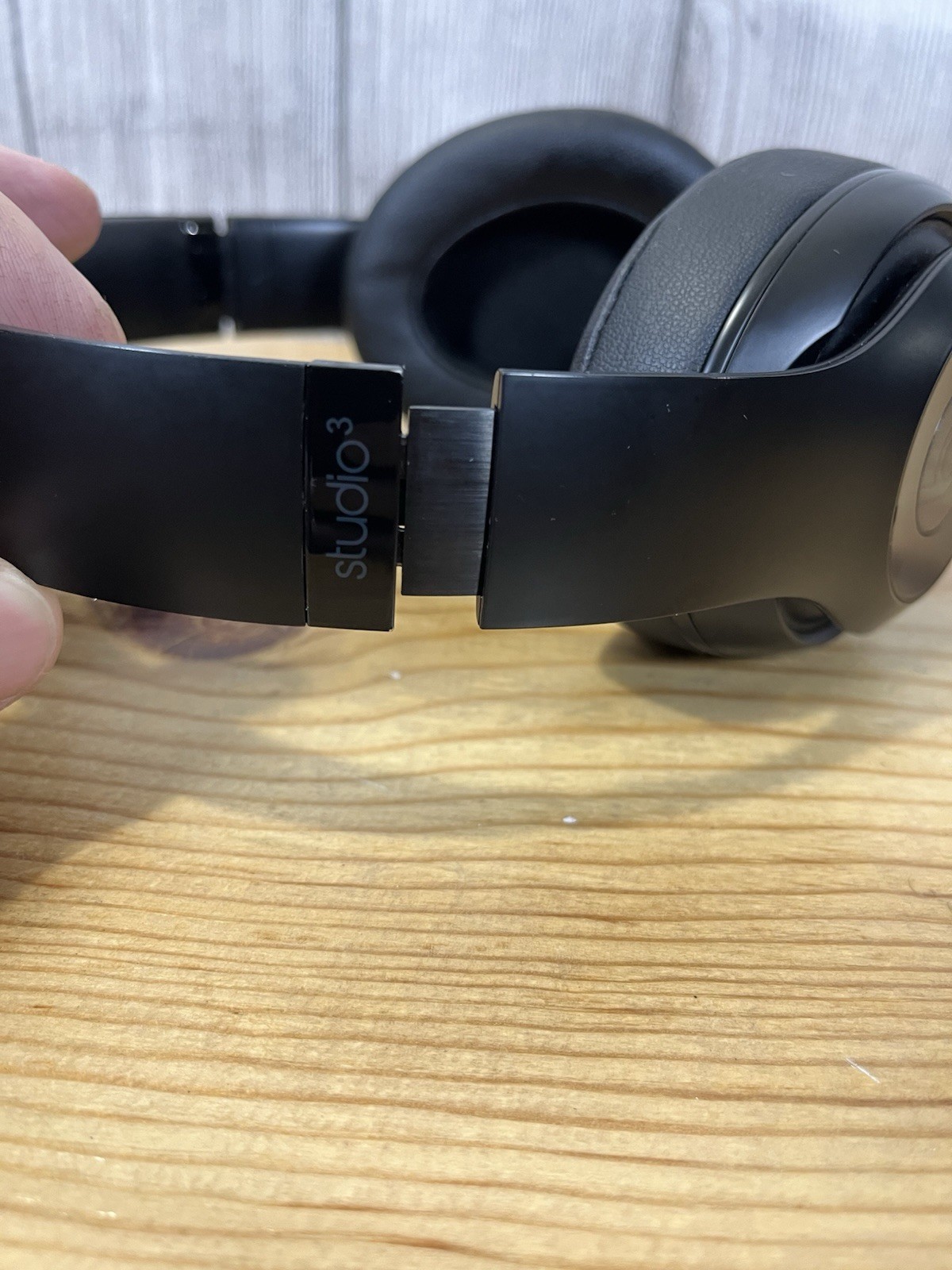 Beats by Dr. Dre Studio3 Over the Ear Wireless Headphones – Matte Black