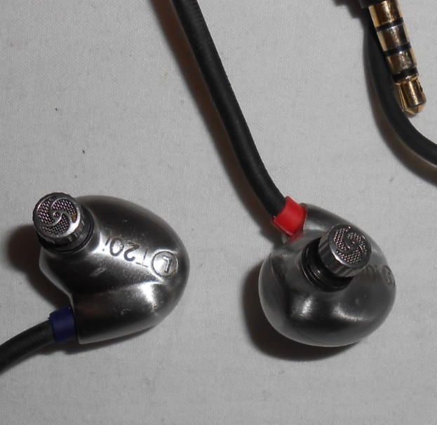 RHA T20i Dual Coil Driver In-Ear Headphones Hi-Fi Sound Quality NICE