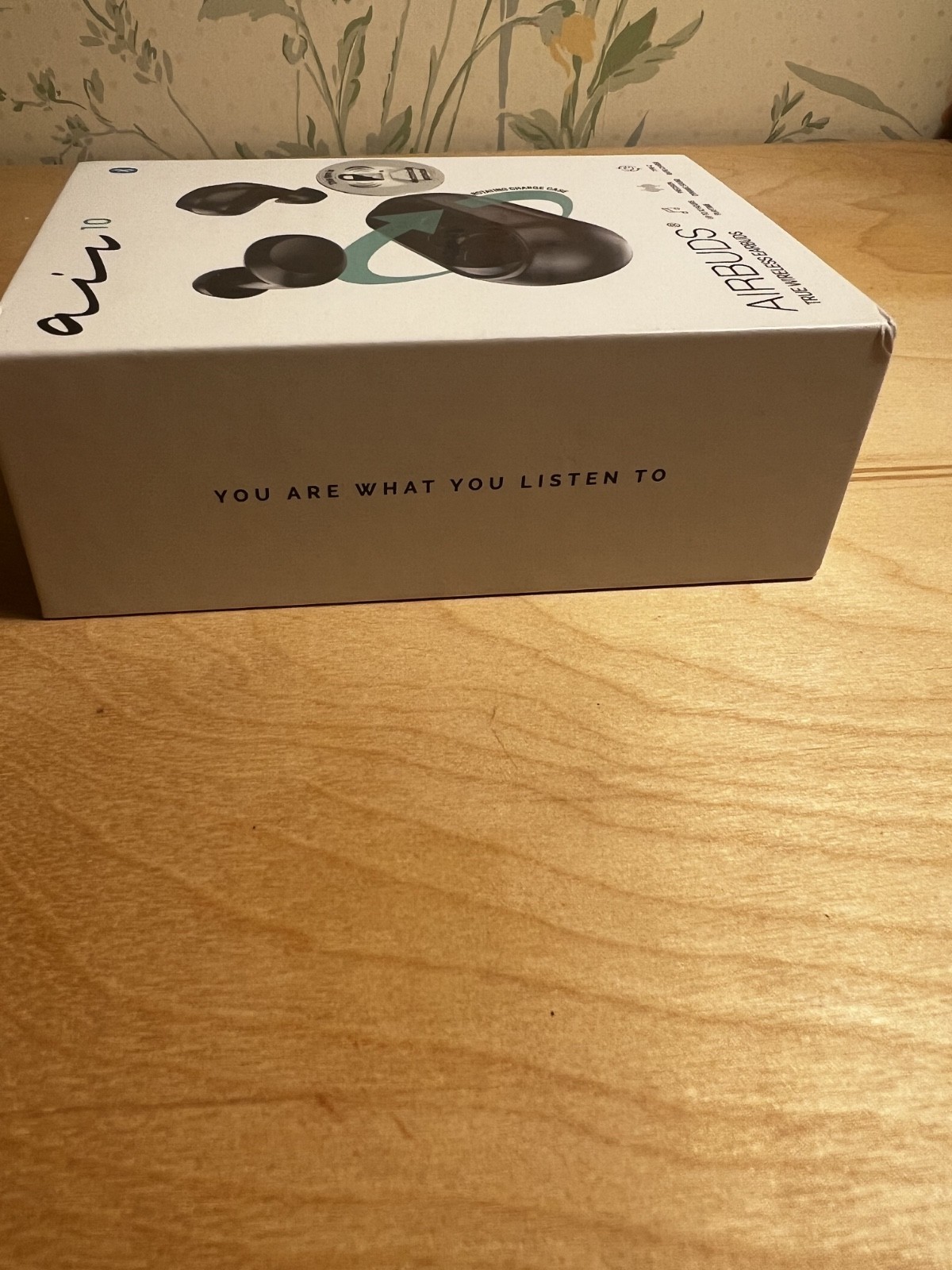 AIR 10 TRUE WIRELESS EARBUDS PRECISION DINAMIC SOUND UP TO 12 HOURS PLAYTIME
