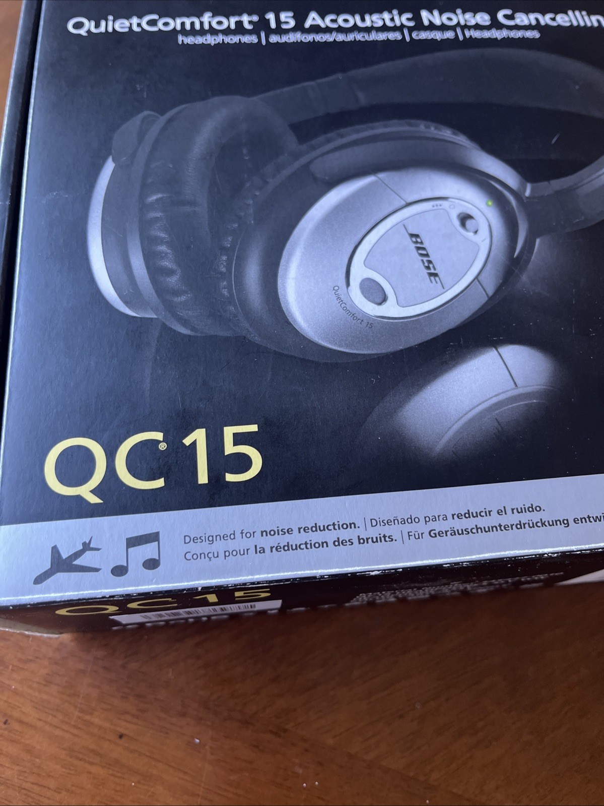 Bose QuietComfort 15 Acoustic Noise Cancelling Headphones