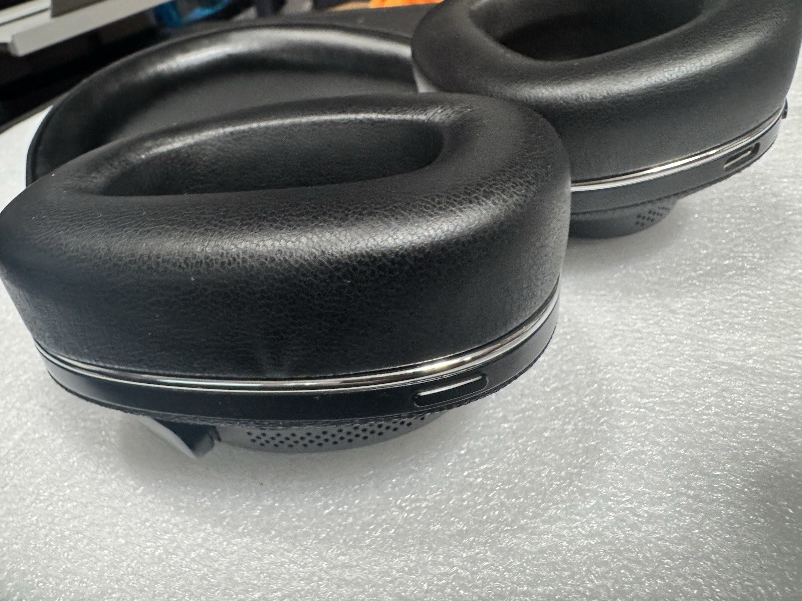 Bowers & Wilkins PX7 S2 On-Ear Noise Cancelling Wireless Headphones| Black