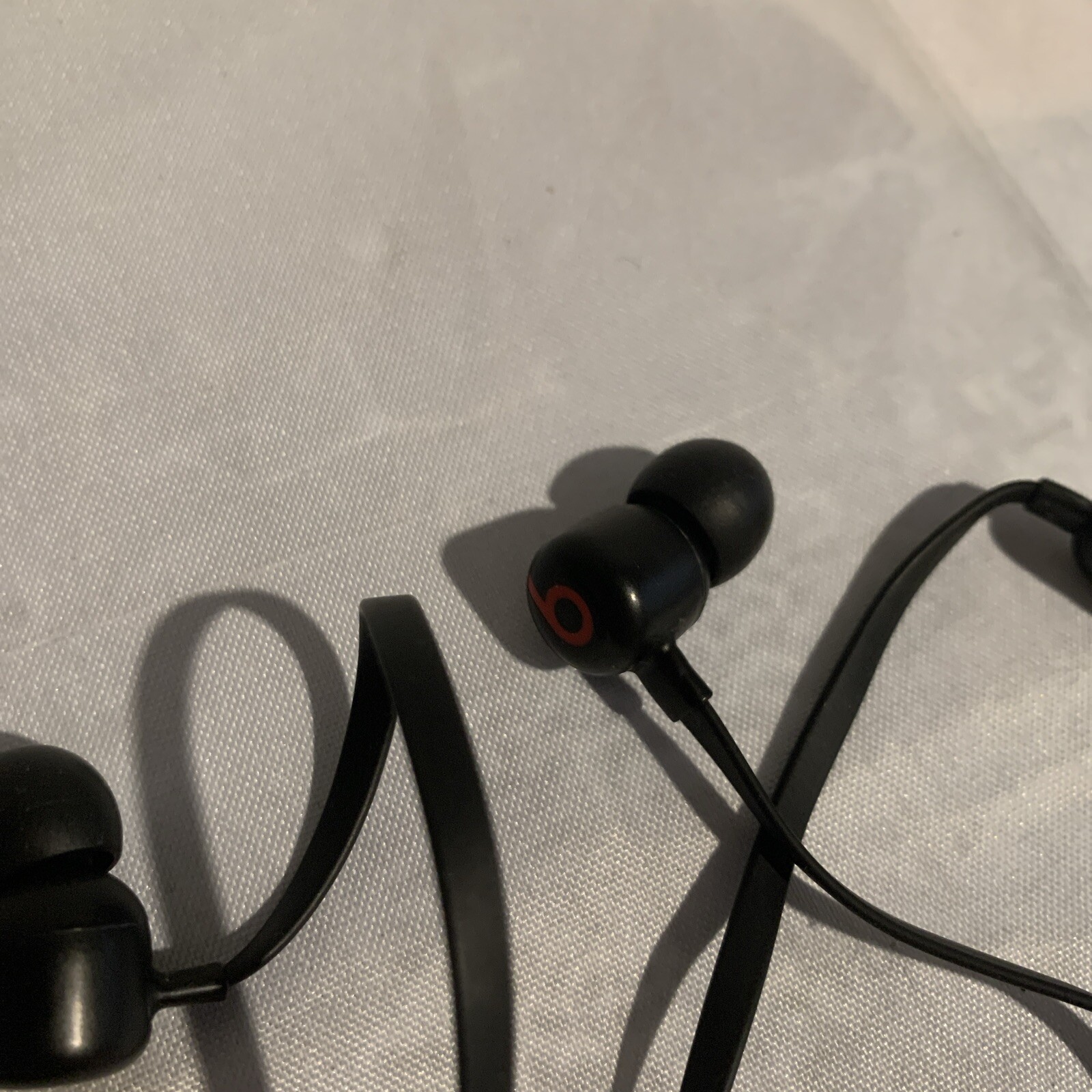 Beats by Dr. Dre Flex Wireless In-Ear Headphones – Color Black In Good Condo