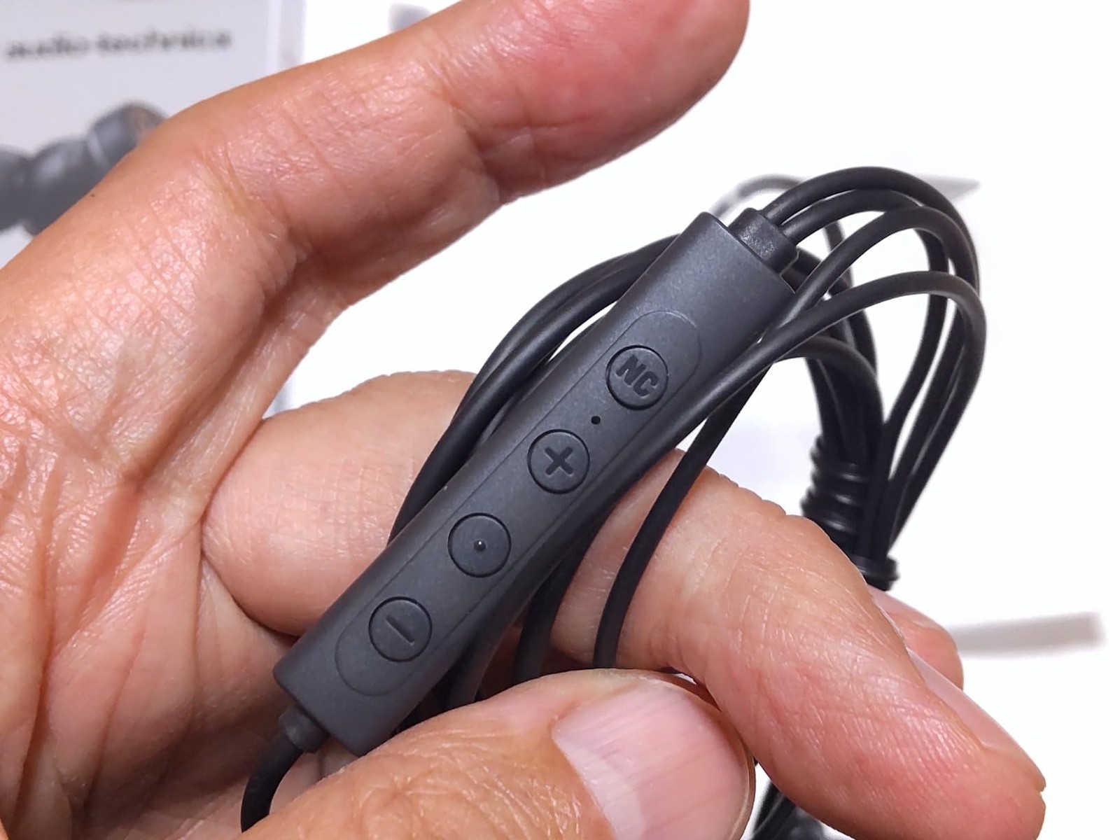 Audio-Technica ATH-CKS330NC BK Noise-Canceling USB-C BLACK New Ship From Japan