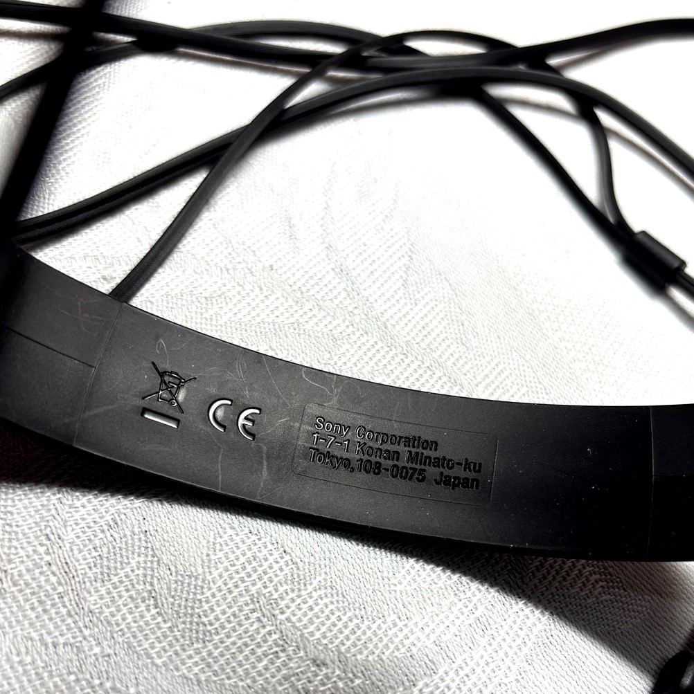 SONY working wired headphones MDR-ZX110 adjustable portable swivel folding