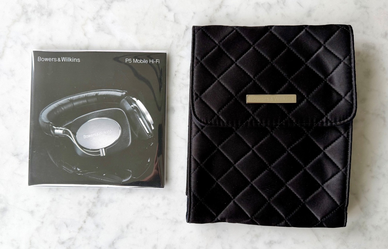 Bowers & Wilkins P5 Mobile Hi-Fi Headphones – w/case & cable, Black, MINT COND.