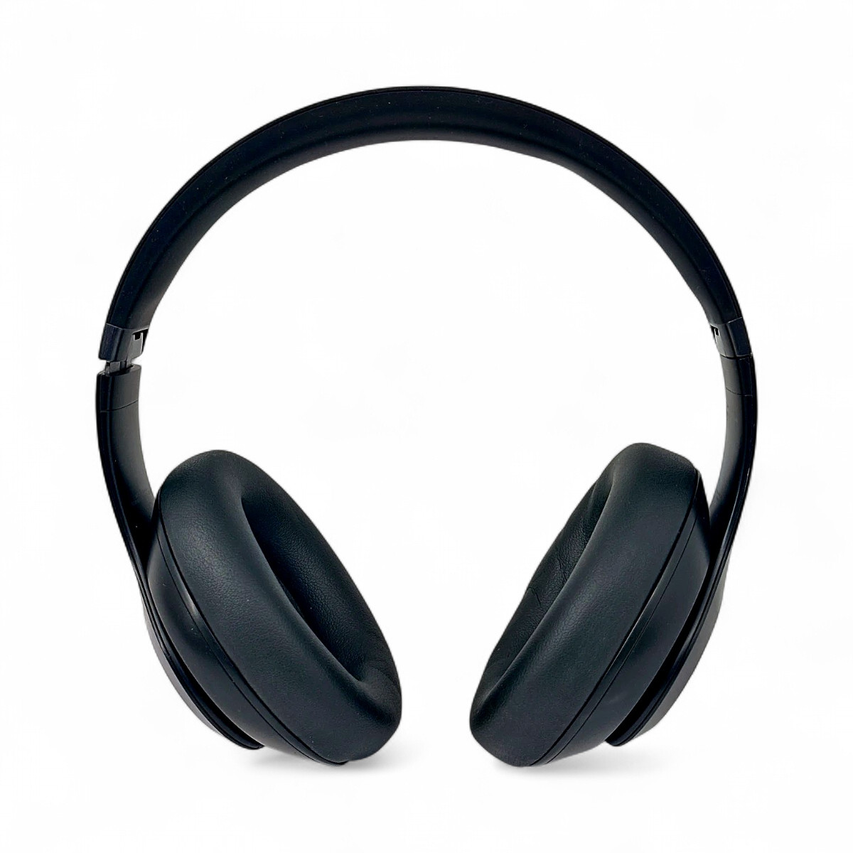 Beats Studio Pro Wireless Noise Cancelling Headphones – Black MQTP3LL/A