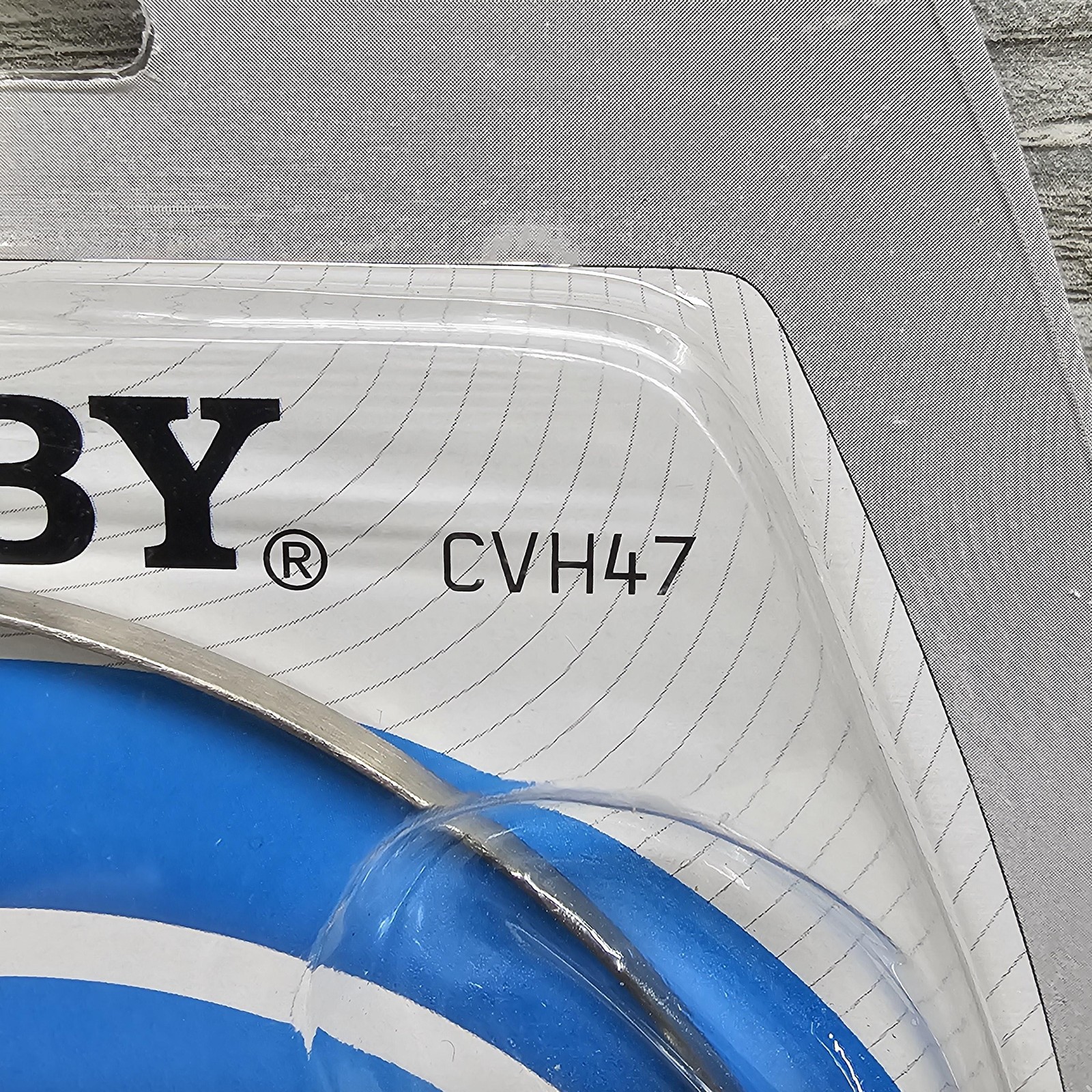 Coby CVH47 On Ear Headphones Lot of 6 Lightweight 3.5mm L-Shape Plug Stereo