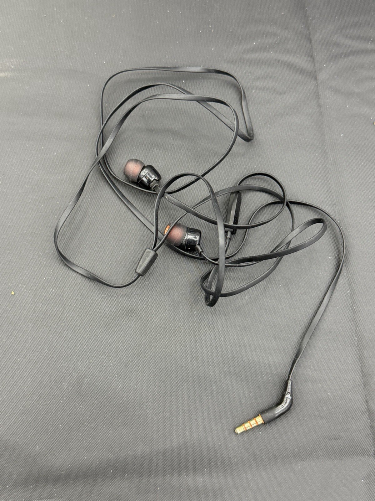 JBL Harman Tune 110 Pure Bass Sound In-ear Headphones 3.5 mm jack wired Earbuds