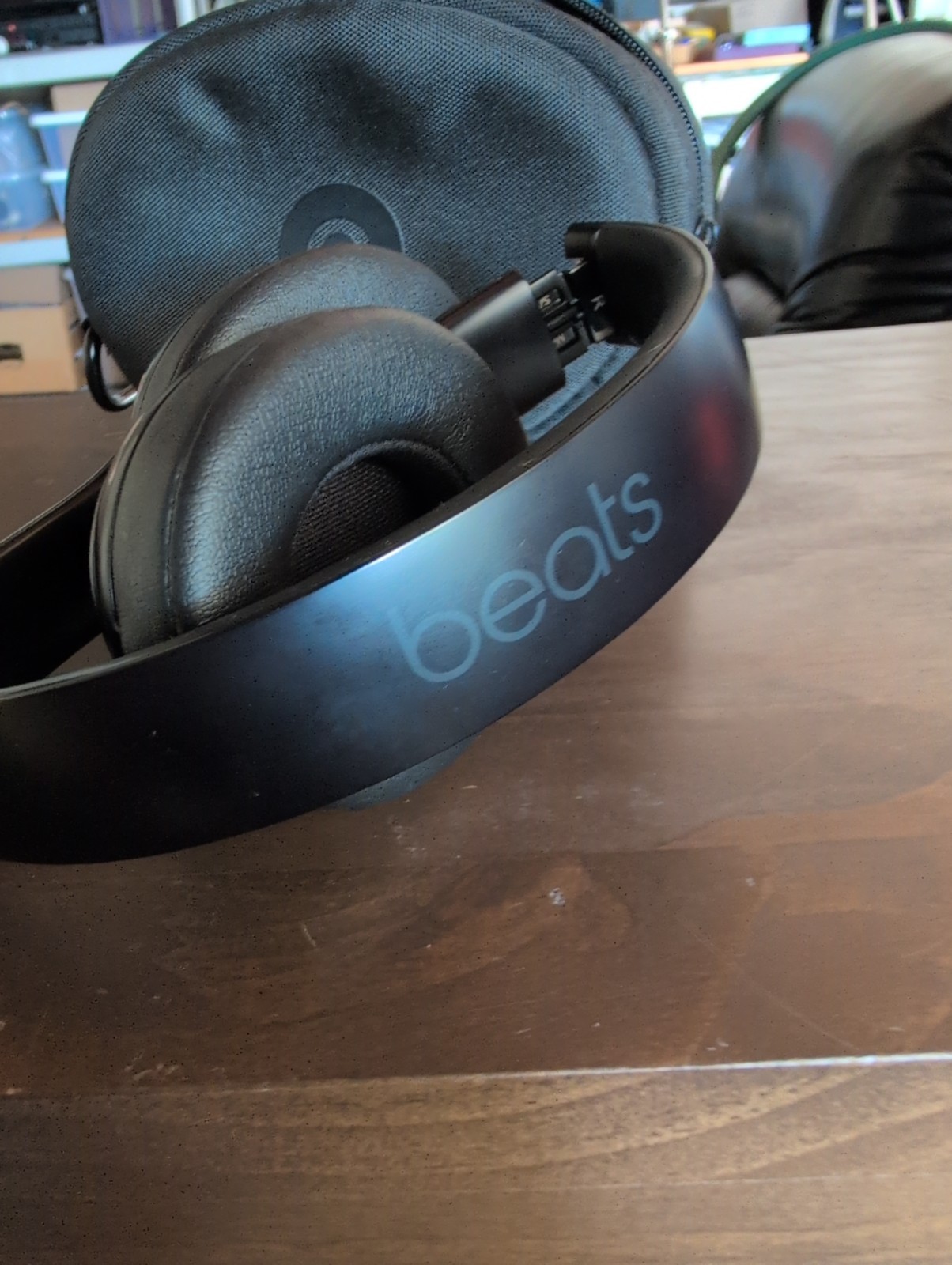 Beats Solo3 Wireless On-Ear Bluetooth Headphones Black Clean Original Owner