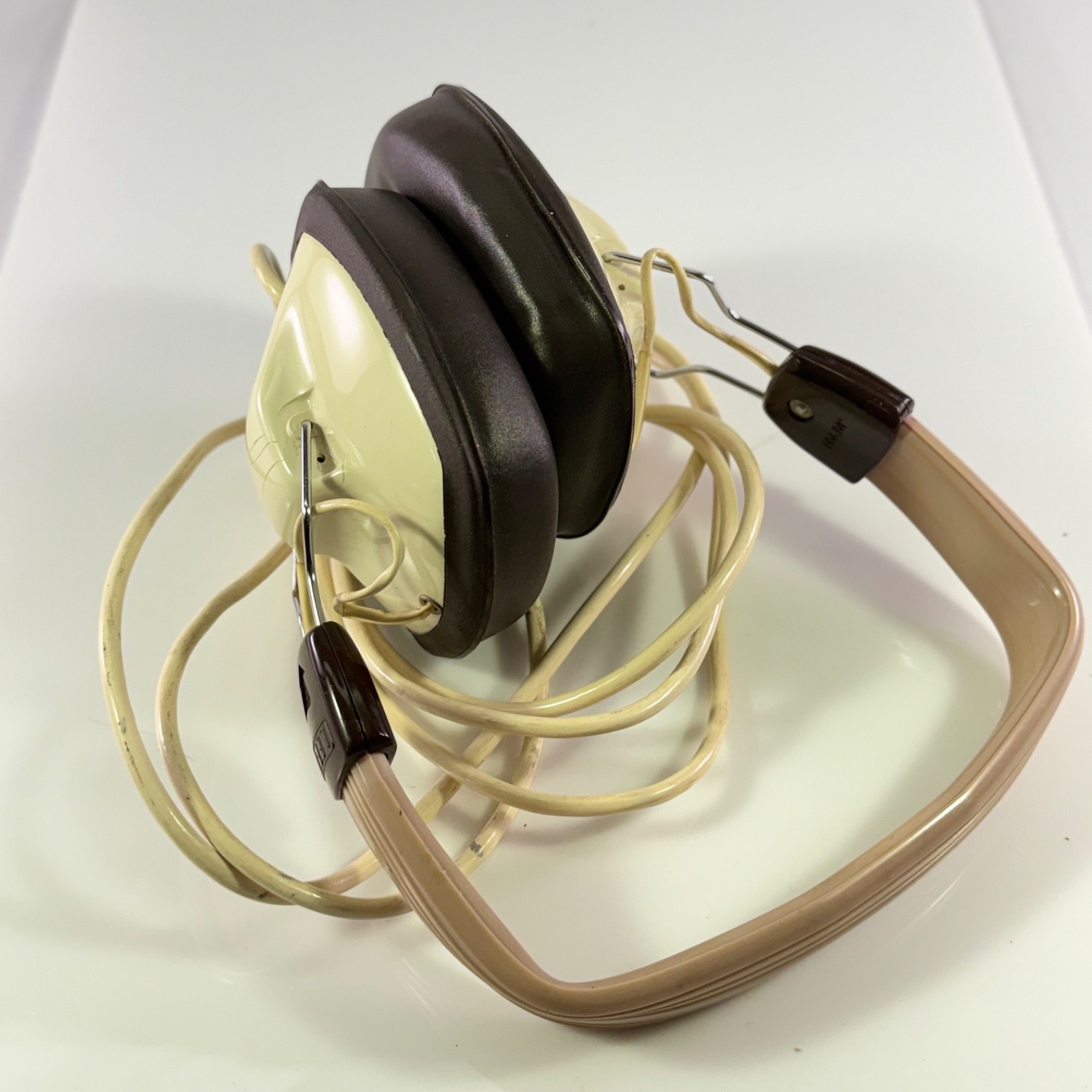 Pioneer SE-4GH Vintage Stereo Headphones 8 Ohm Made in Japan Tested Working