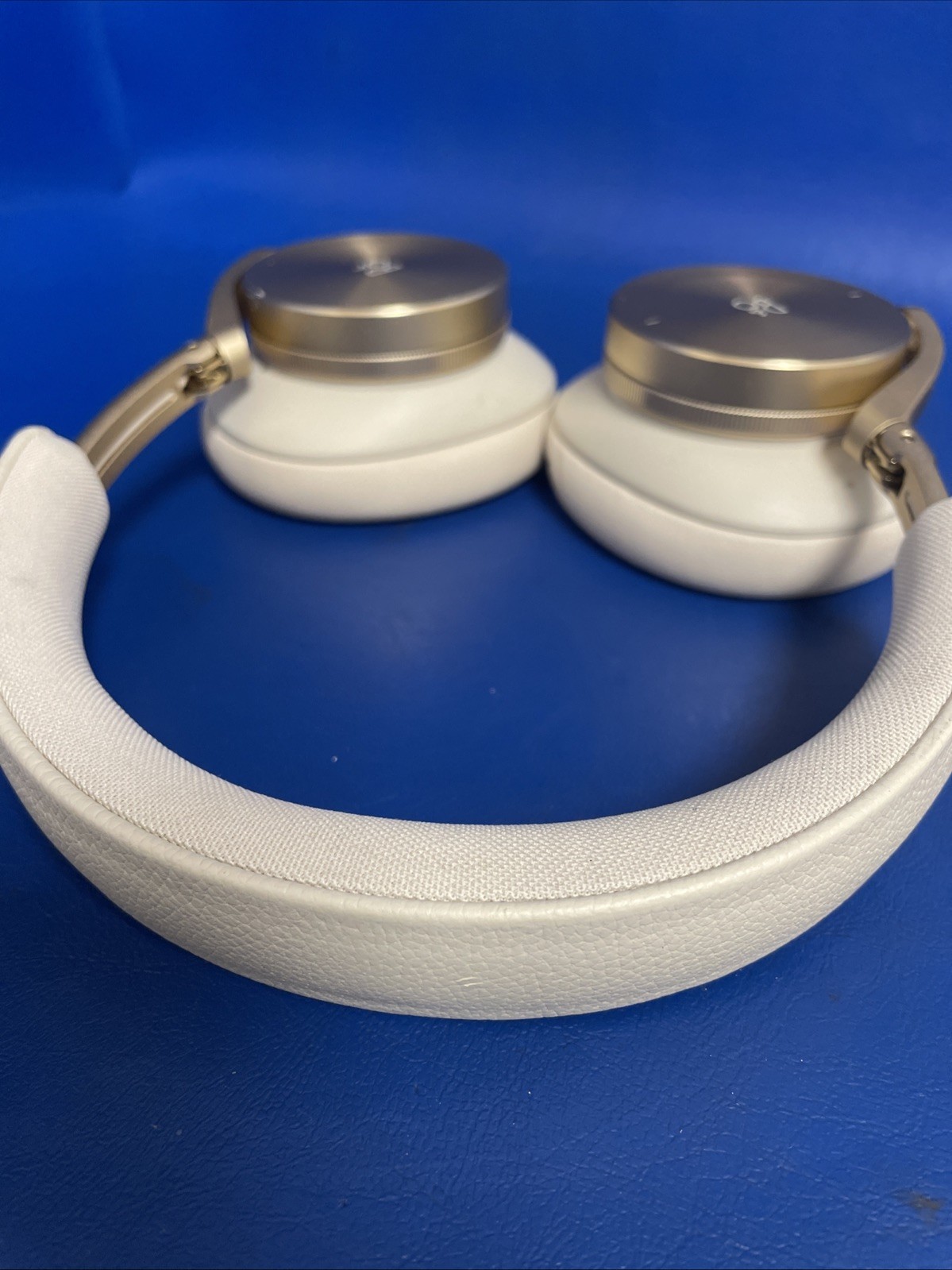 CLEAN BANG & OLUFSEN BEOPLAY H95 WIRELESS HEADPHONES.