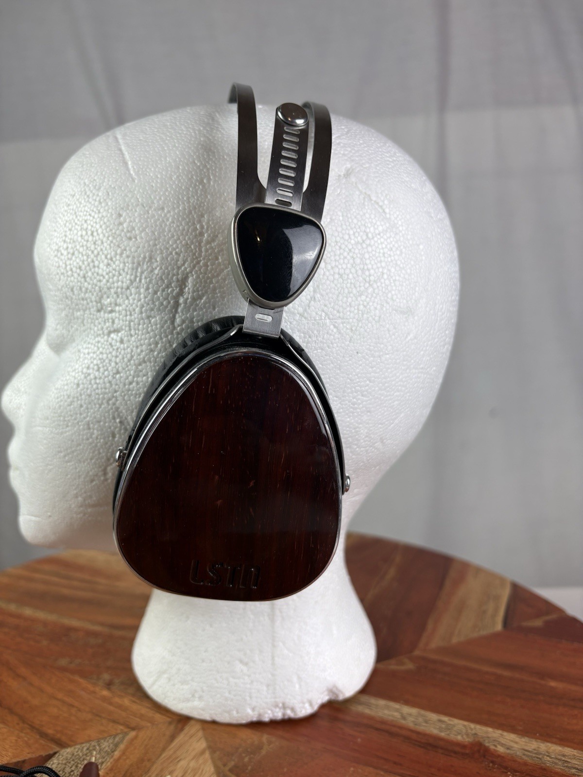 LSTN Troubadour Over-Ear Wood Headphones Wired 3.5mm