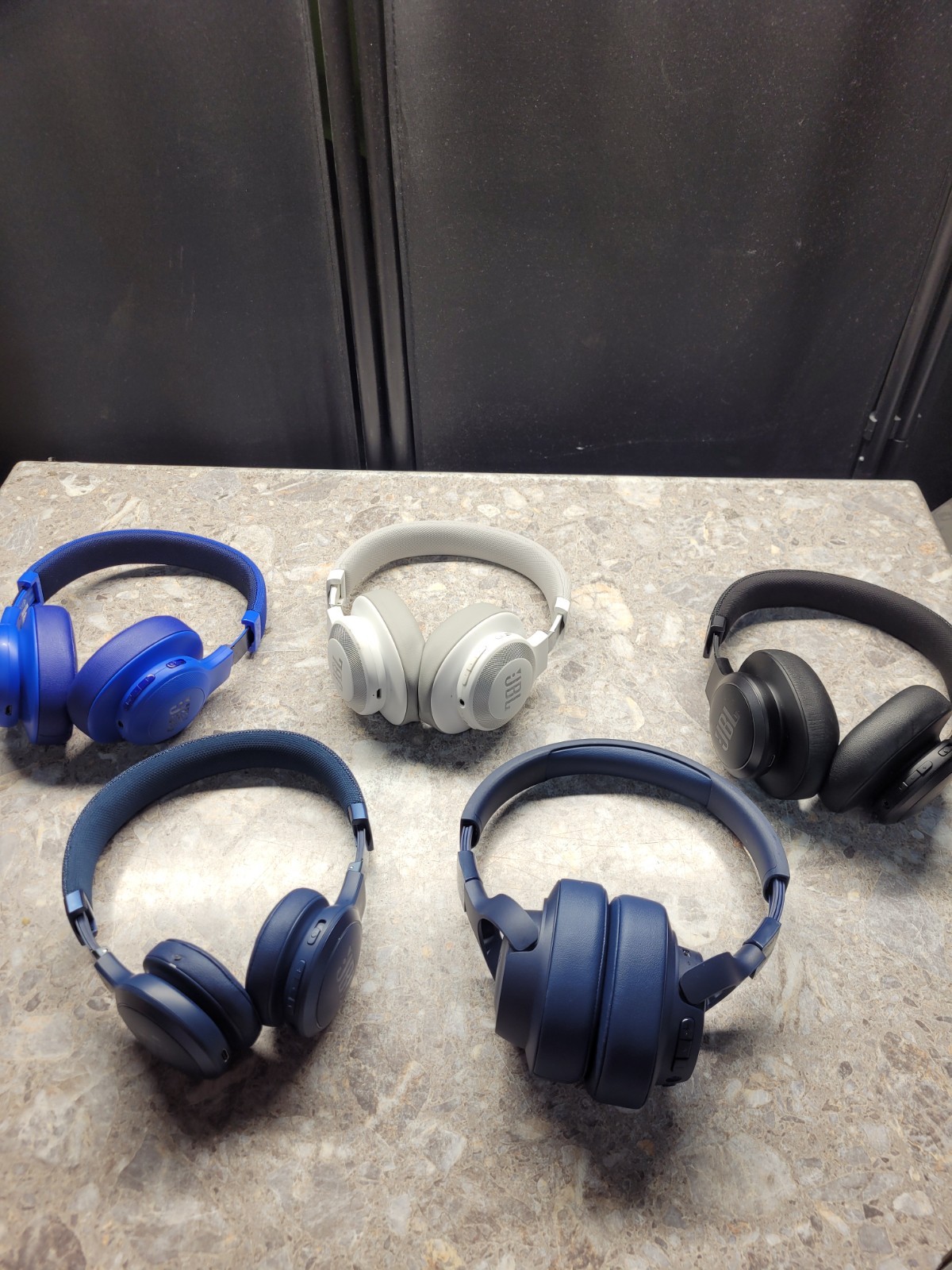 JBL Live 660NC, JBL Live 460NC, and more 5 total Bluetooth Headphones working