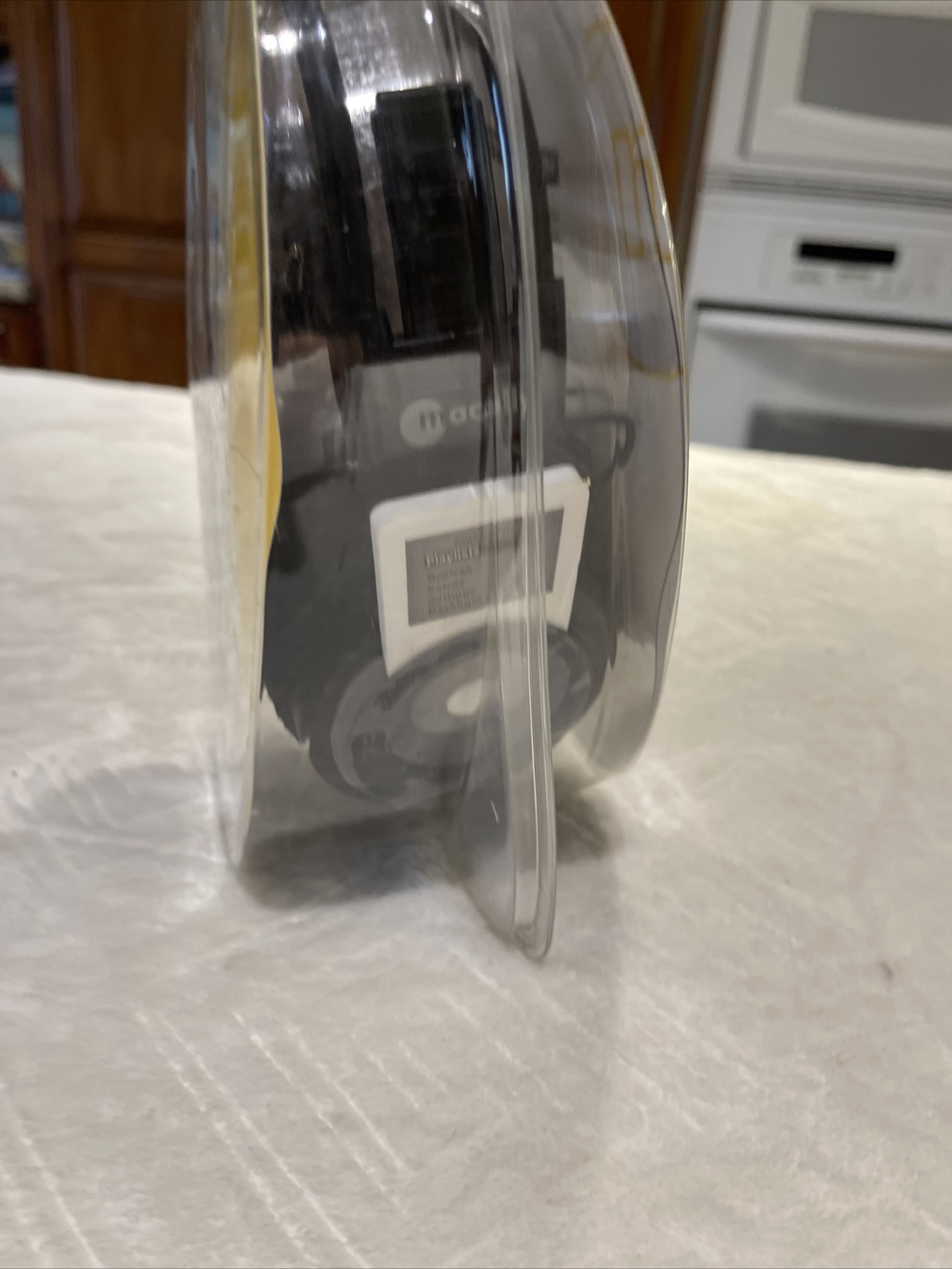 Macally mTune Headphones NEW IN SEALED PACKAGE For iPod Nano 2005