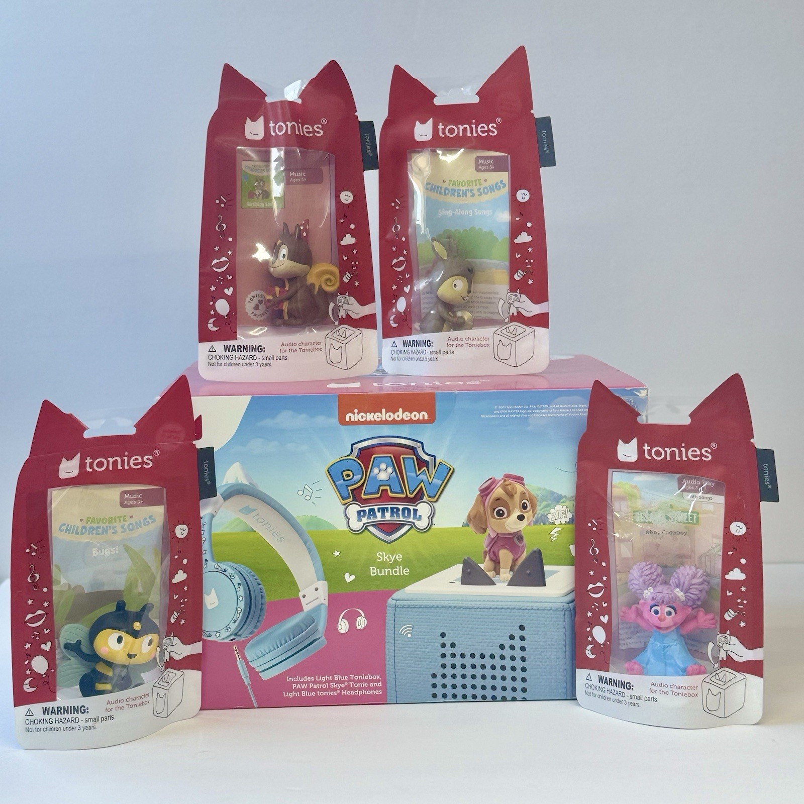 Light Blue Tonies Box PAW Patrol Skye + 4 extra figures+ Headphones Bundle-New