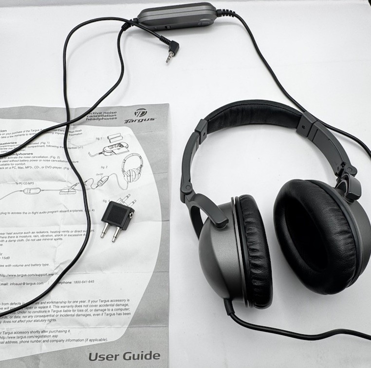 TARGUS Noise Cancellation Foldable Headphones 3.5mm Jack Case Airline Adapter