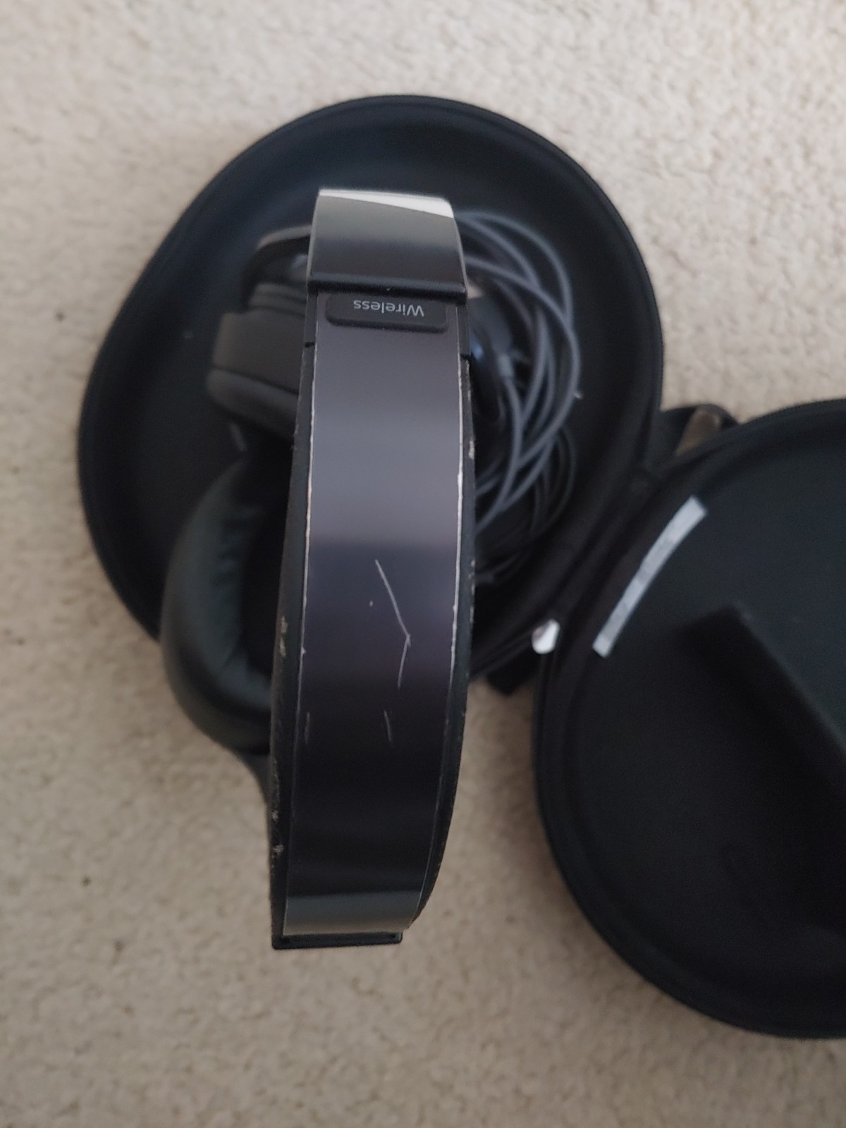 *READ* Sony MDR-1000X USB-C Wireless Headphones With Case. Black, Heavy Use
