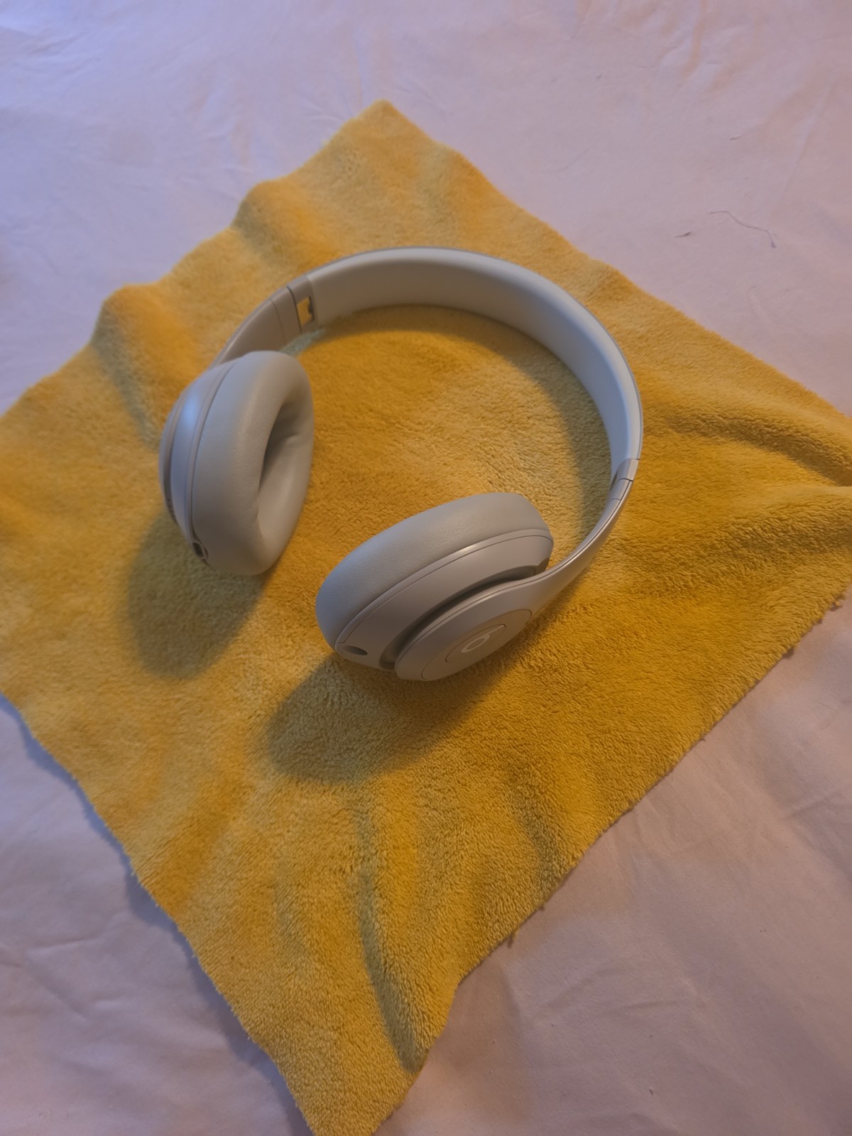 Beats by Dr. Dre Studio Pro Over-the-Ear Wireless Headphones – Sandstone…