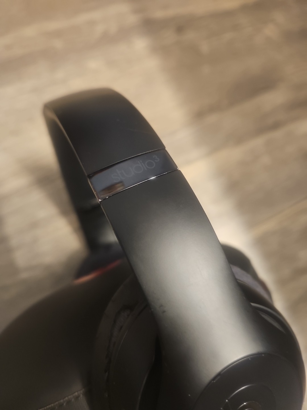 Beats by Dr. Dre Studio3 Over the Ear Wireless Headphones – Black
