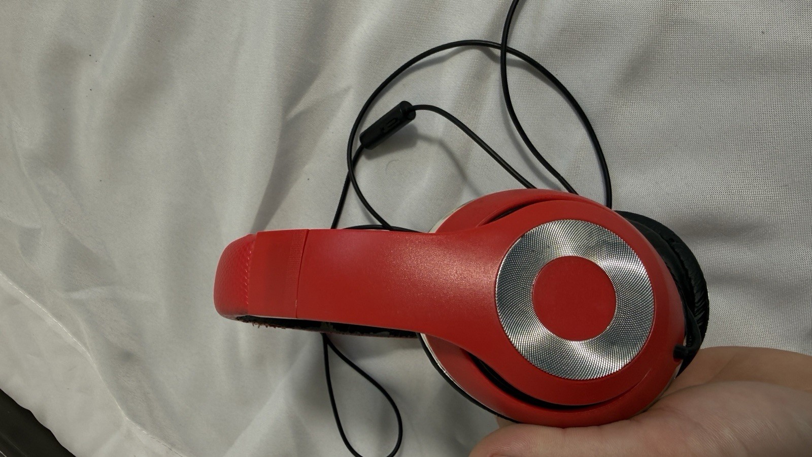 Red Over-Ear Wired Headphones – 3.5mm Jack