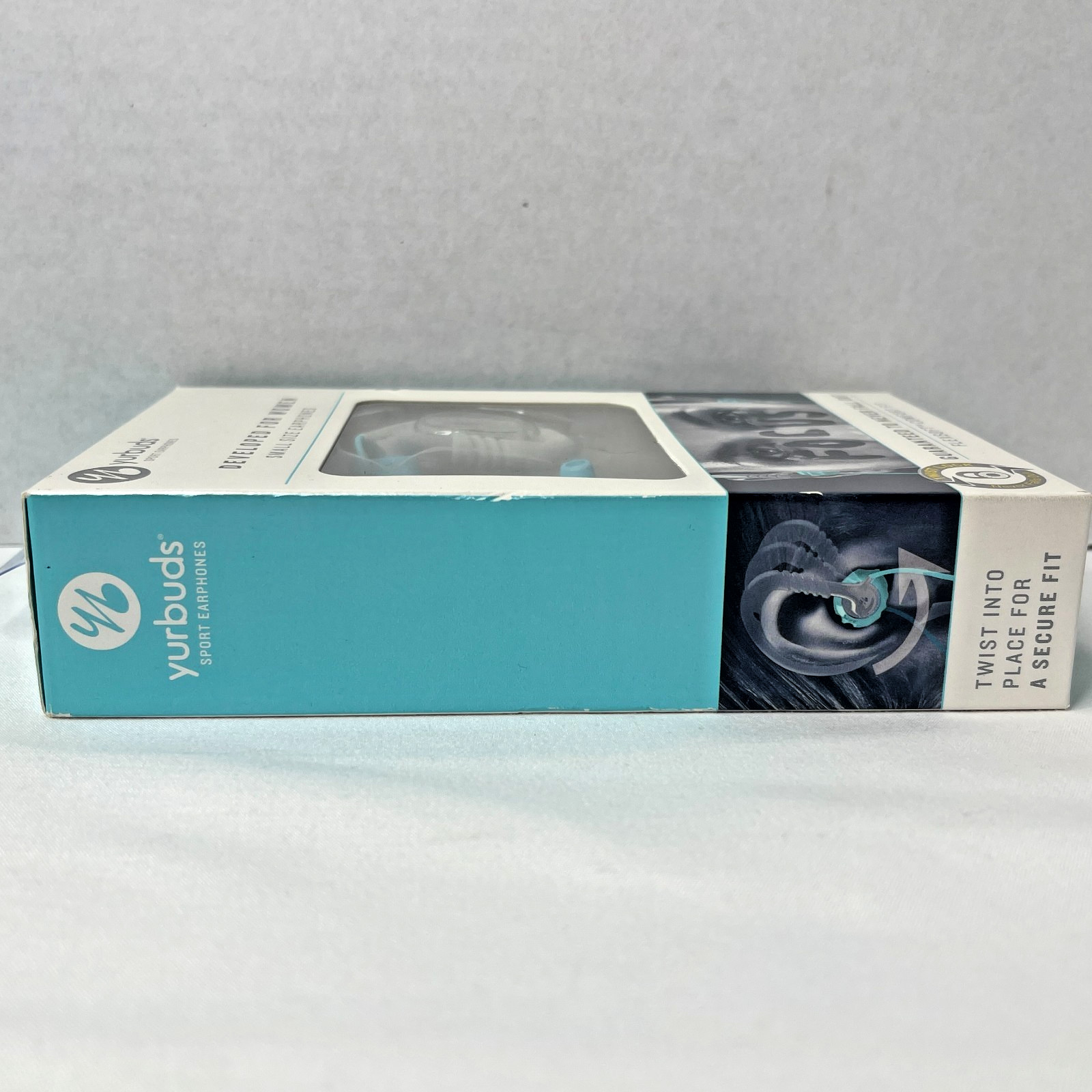 Yurbuds Sport Earbuds Women Small Fit Earphones Twist Lock New Sealed