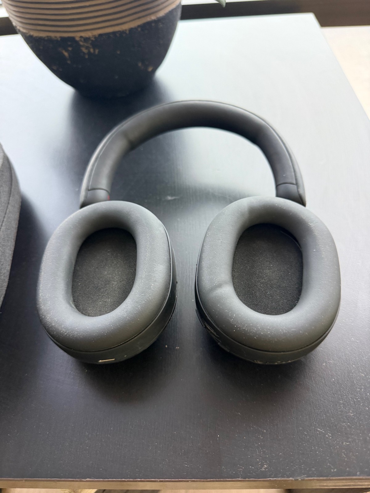 Sony WH1000XM5 Wireless NoiseCanceling OverEar Headphones READ| New pads |BLACK