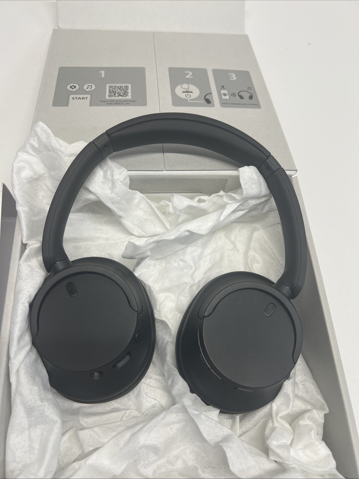 Sony WH-CH720N Lightweight Noise Canceling Wireless Headphones -BLACK