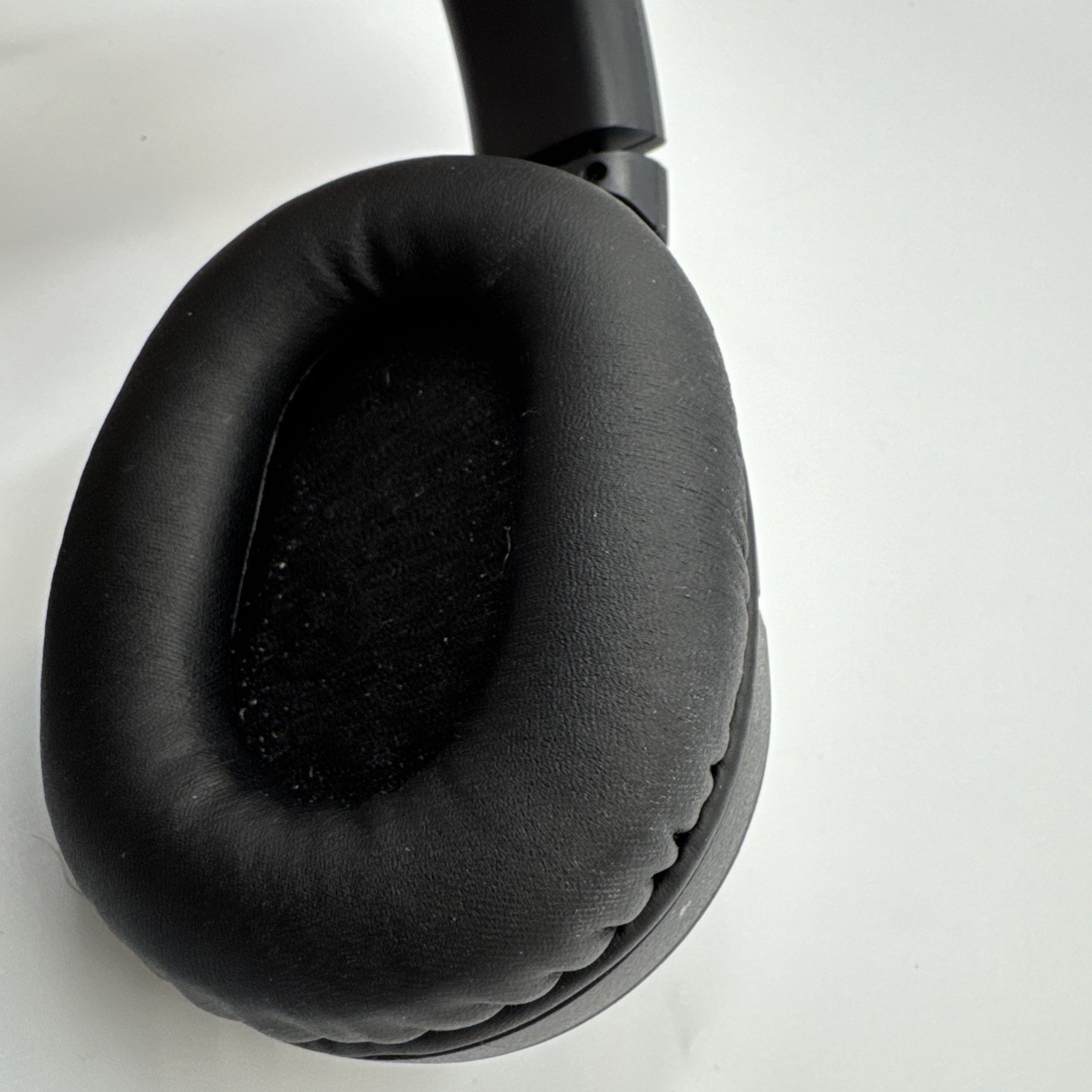 Sony RF400 Wireless Home Theater Headphones – Black No Box, Used, Tested