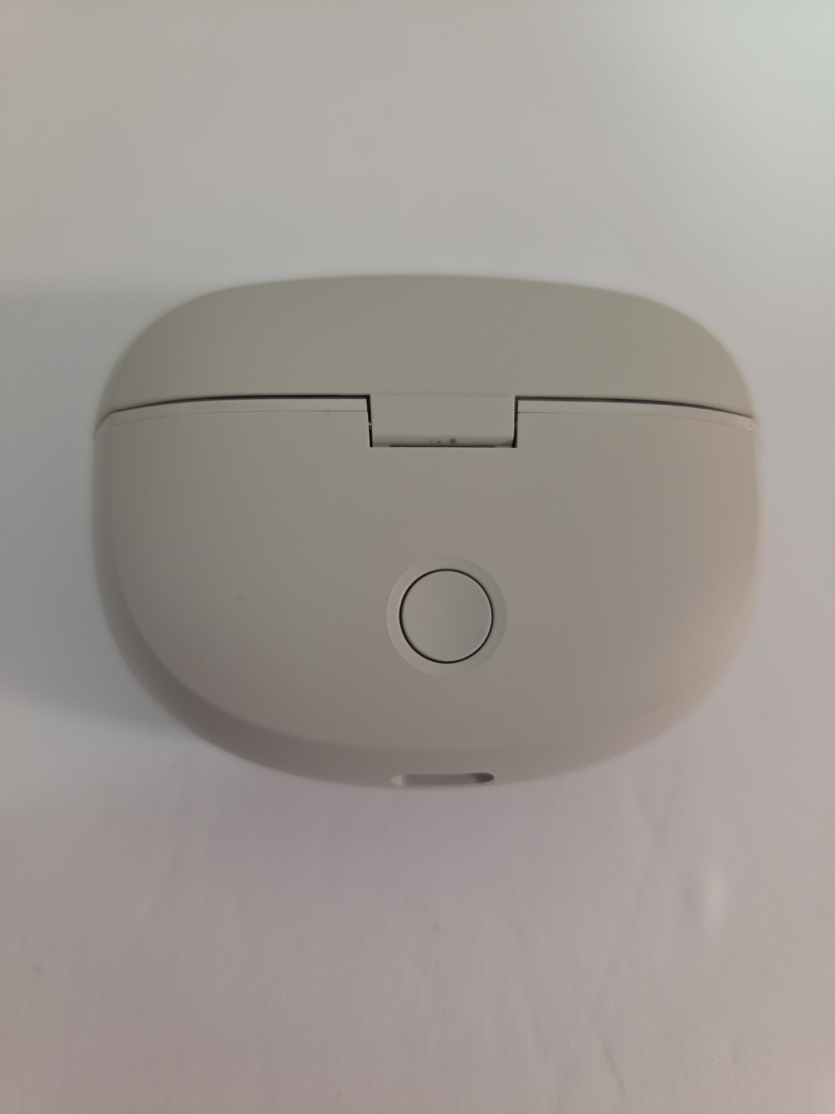 Bose Ultra Open Earbuds charging case gray