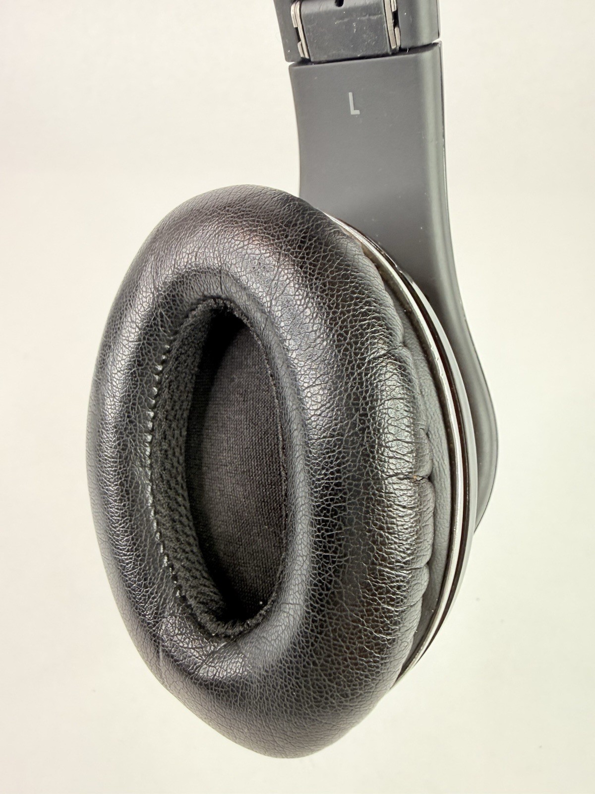 Black Monster Beats by Dr. Dre Studio Wired Headphones Over-Ear 1st Gen OG 1.0