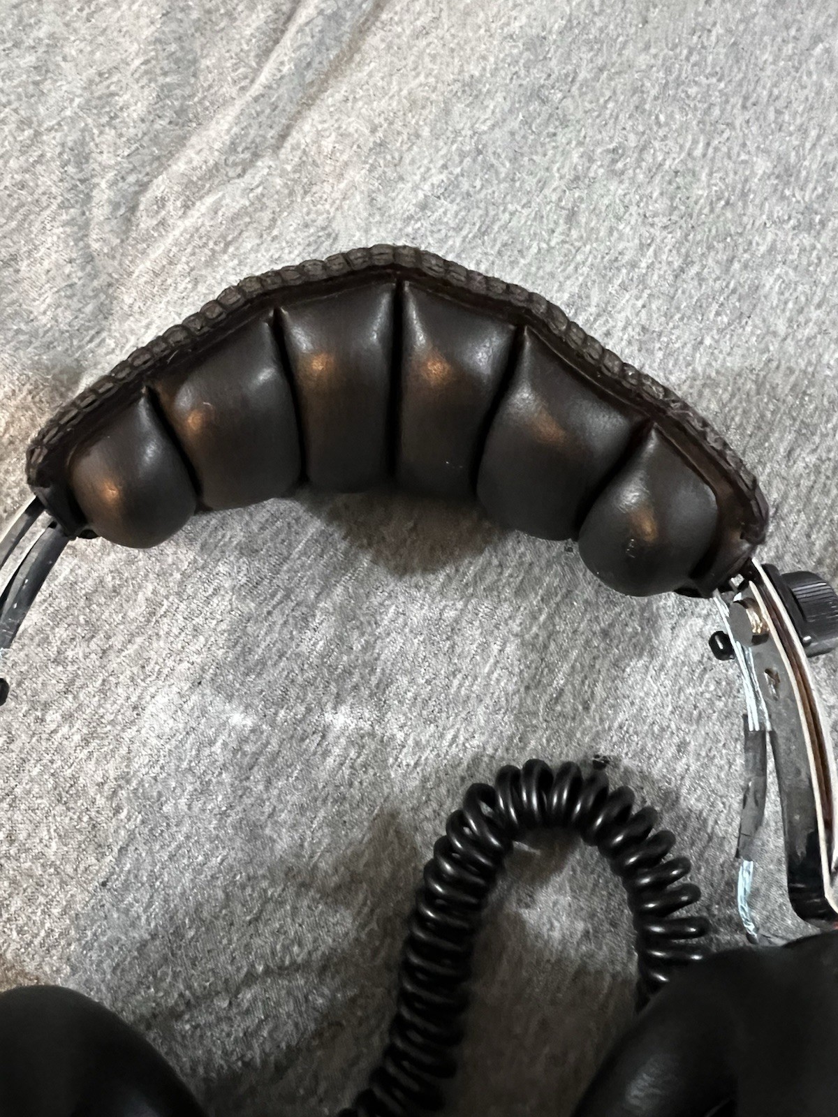 RadioShack Noise Reducing Scanner Headphones Nice Condition Works