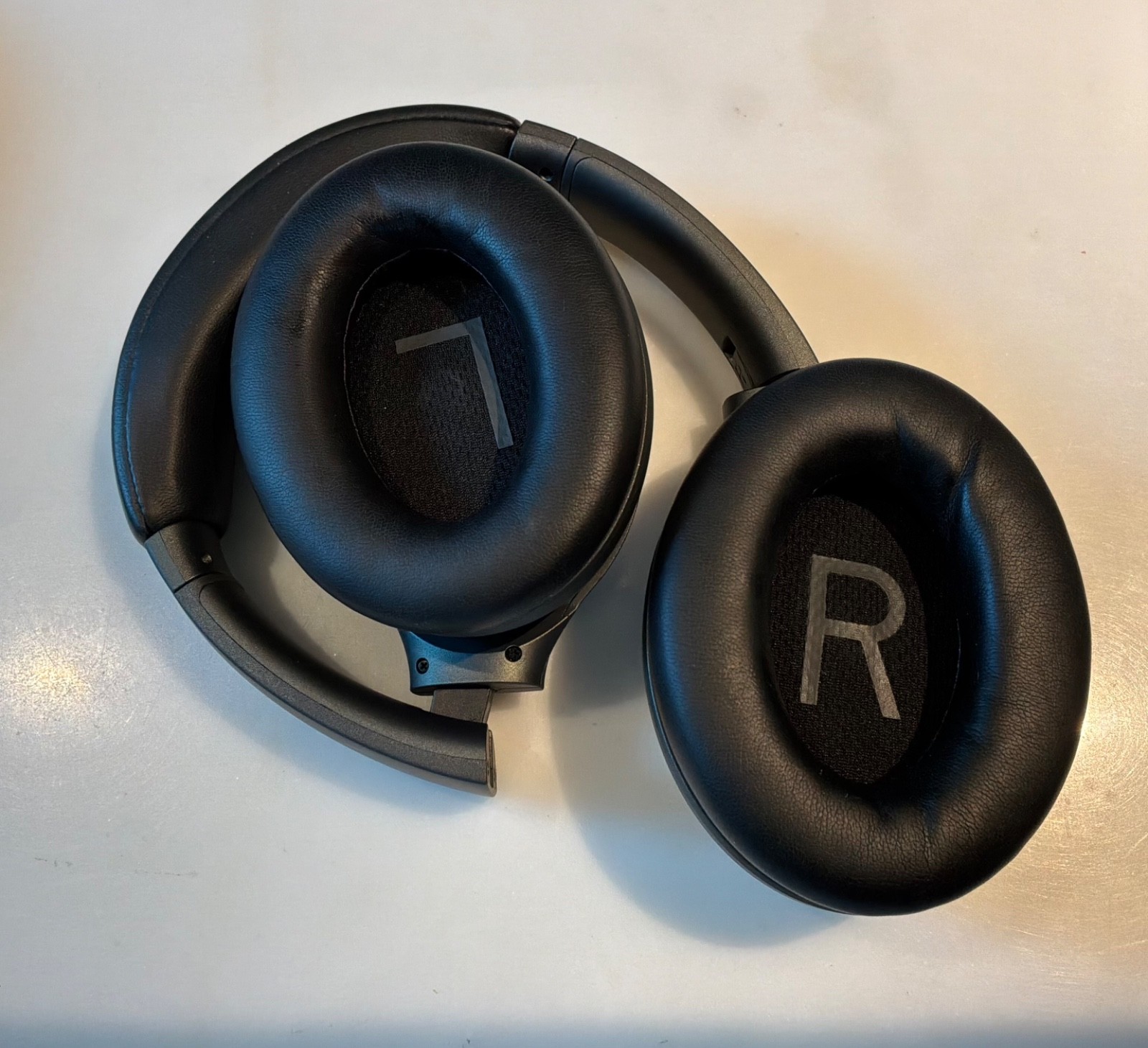 Google Acrux Bluetooth Wireless Headphones, Active Noise Cancellation Excellent