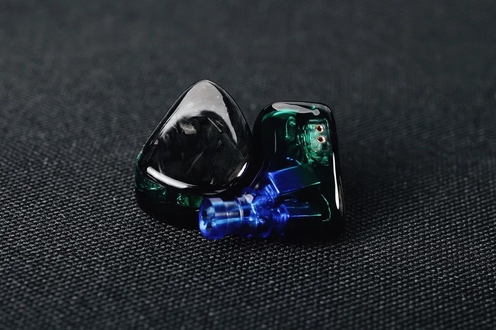 Ultimate Ears UE TripleFi 10 TF10 IEM – fresh reshelled