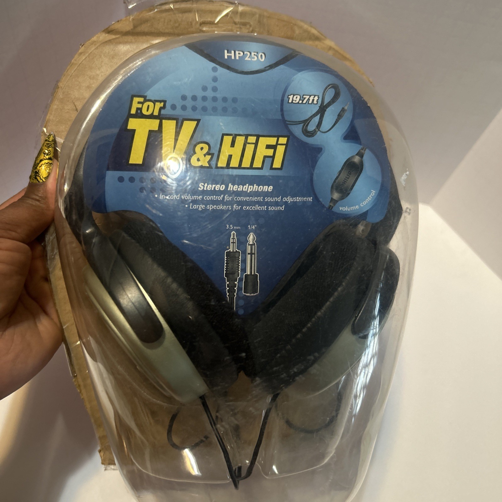 Philips SBC HP250 Dynamic Stereo 32 Ohm 3.5mm Wired Over Ear Headphones Tested !