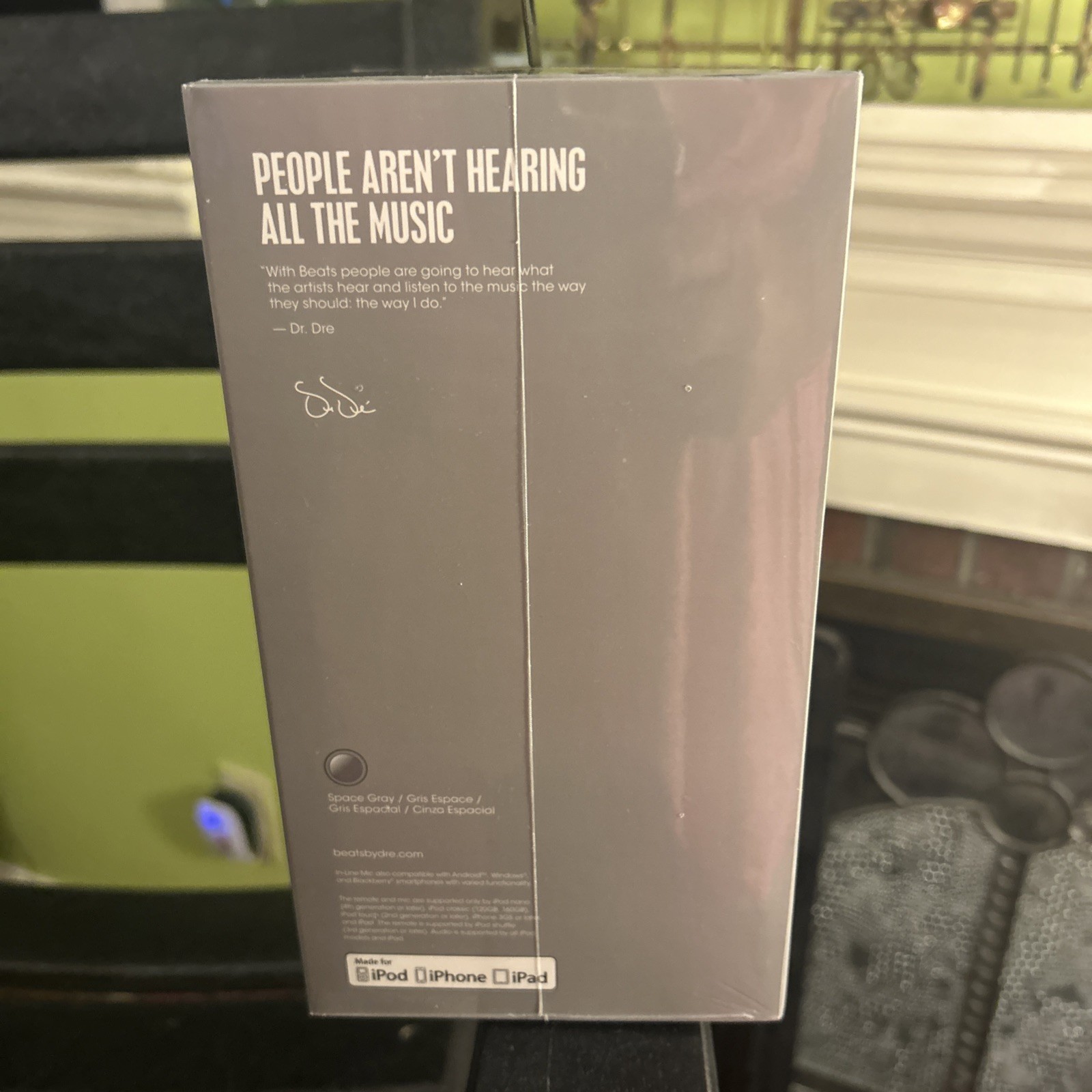 Beats Solo 2 Wireless Space Gray Special Edition Headphones Factory Sealed RARE!