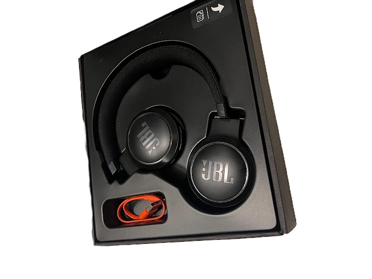JBL Live 460NC Wireless On the Ear Noise-Canceling Headphones – Black