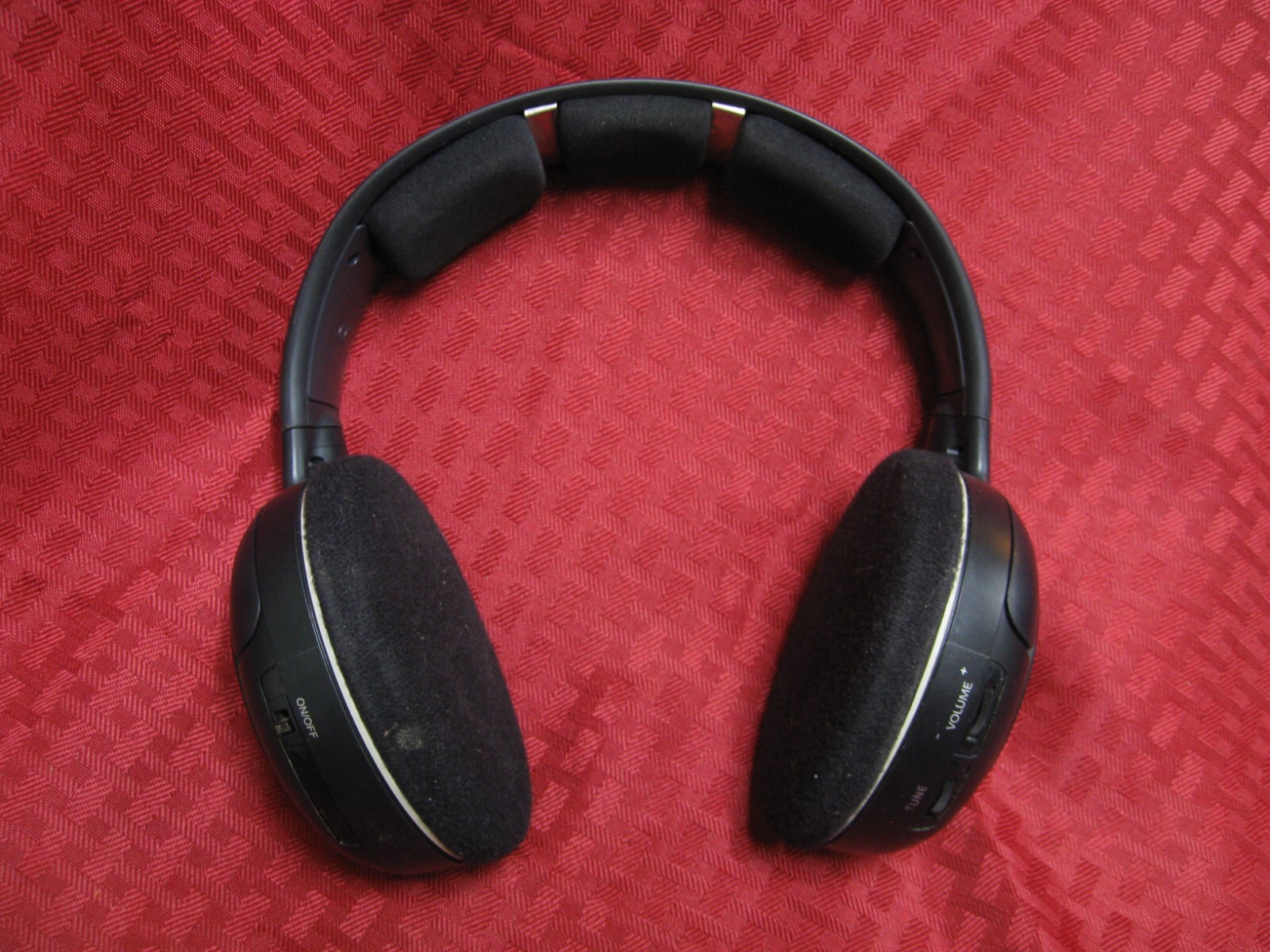 Sennheiser HDR 120 Wireless rechargable Headphones & Charging Dock TR120 works!