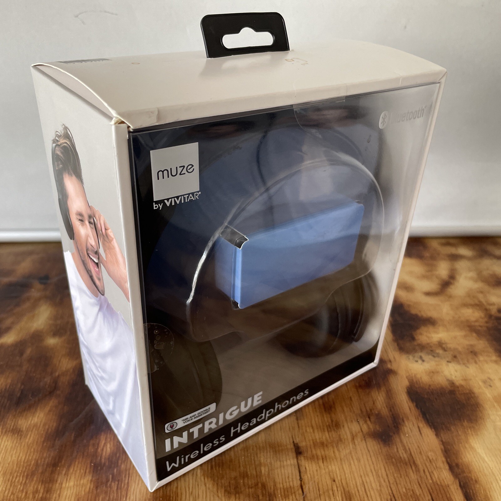 Intrigue Wireless Headphones Muze By Vivitar Bluetooth SIRI/GOOGLE Voice A…