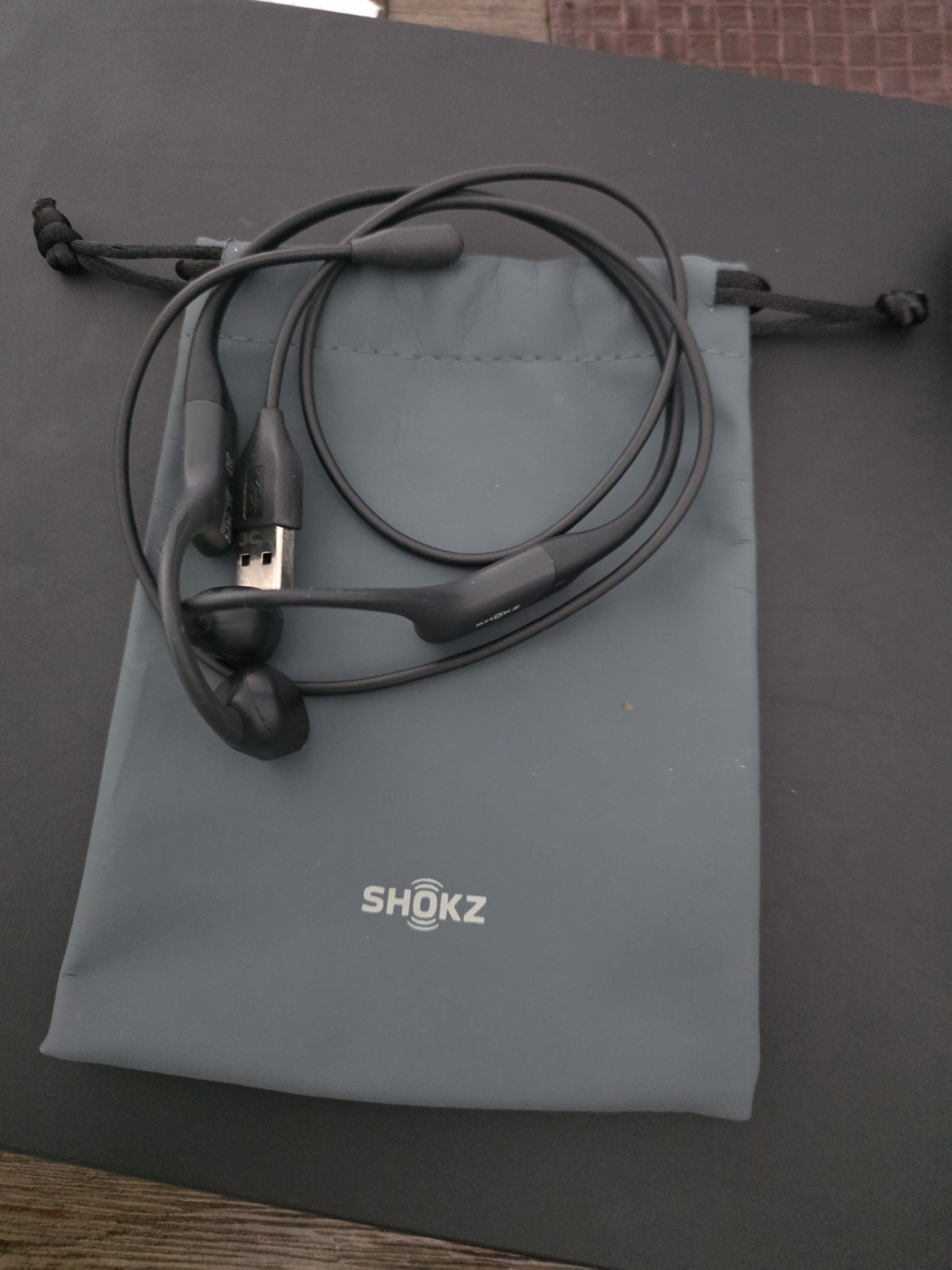Shokz OpenRun Wireless Pre-owned Bone Conduction Headphones – Black (S803BK)