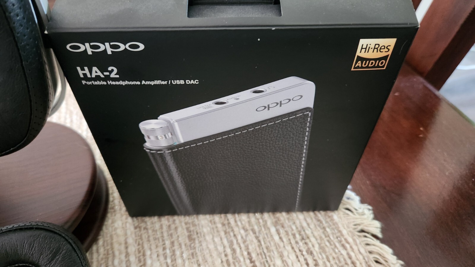 OPPO PM1 Headphones HA-2 AMPLIFER WITH STAND AND CASE