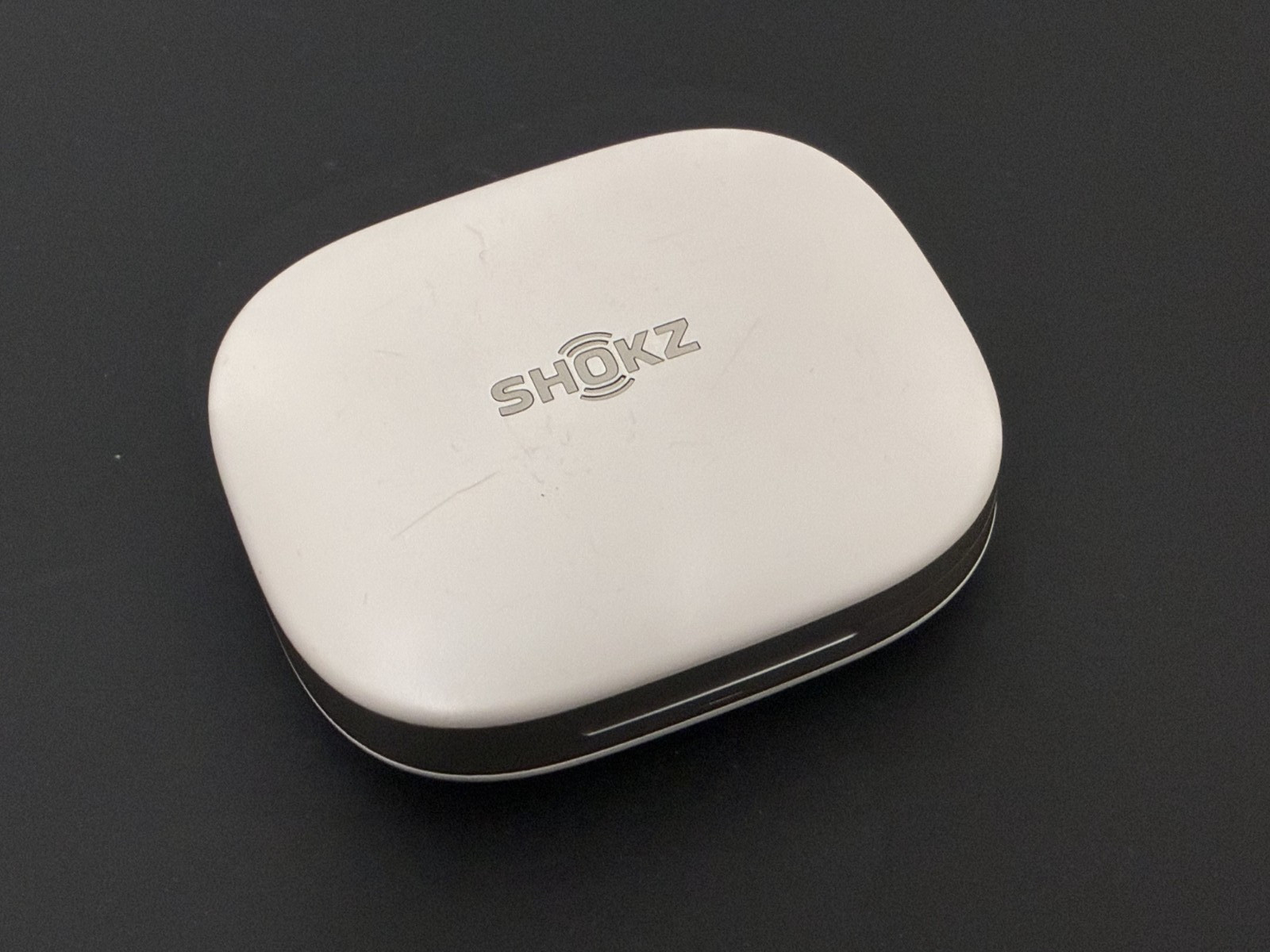 Shokz – OpenFit Pro (T010) -True Wireless Earbuds Charing Case White (NO BUDS)