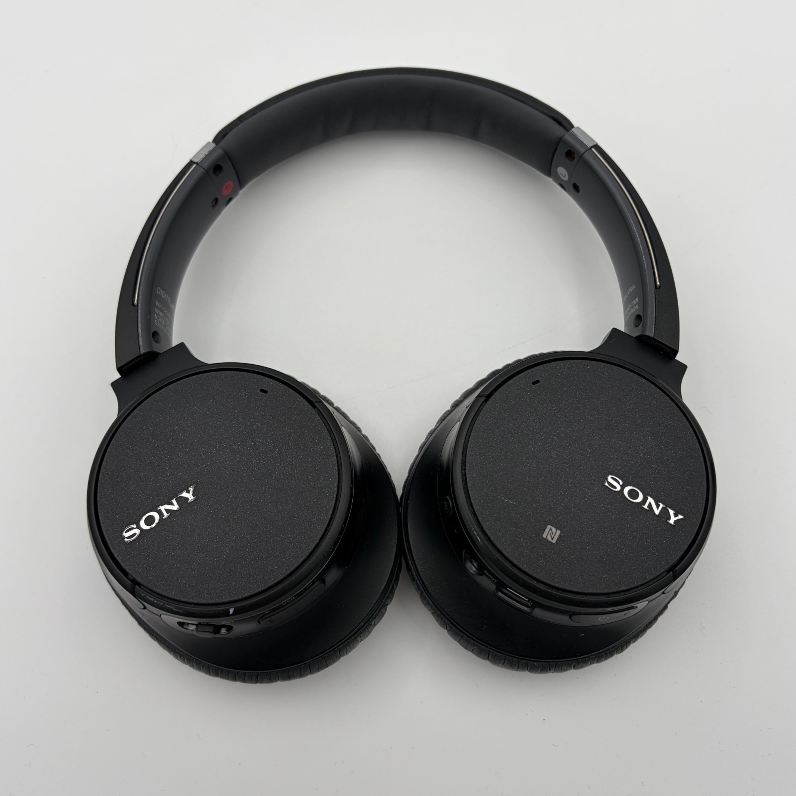 Sony WH-CH700N Wireless Noise-Canceling Headphones Black