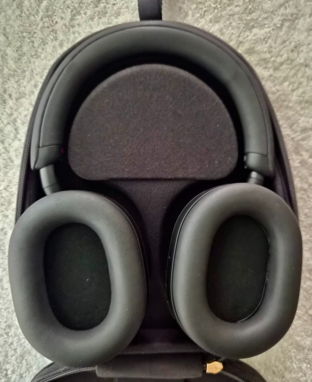 Sony WH-1000XM5 Wireless Headphones w/ ANC – Black + BONUS soft Sony travel bag