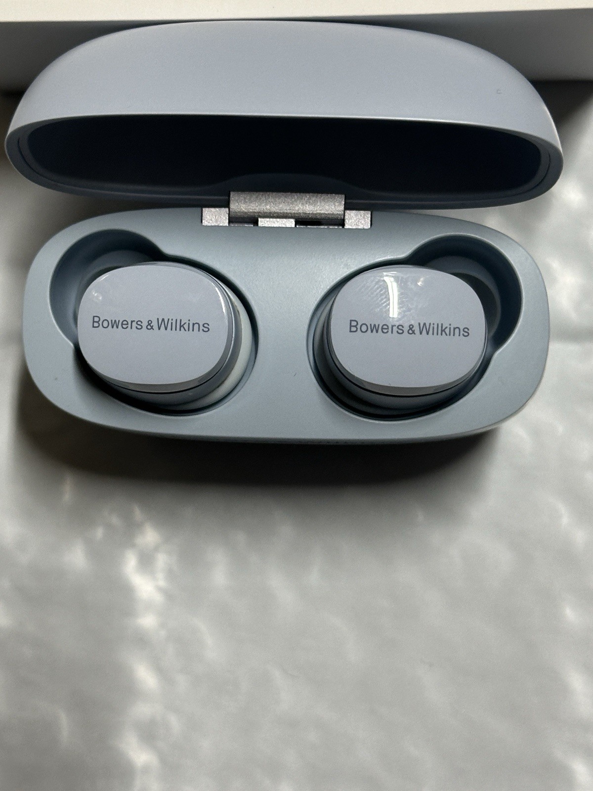 Bowers & Wilkins Pi6 Wireless Earbuds-Glacier Blue,
