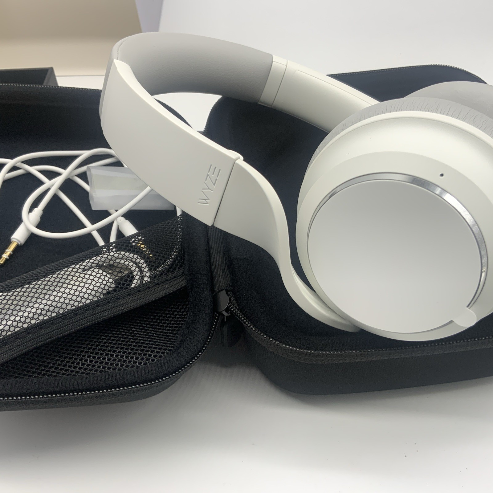 WYZE Noise Cancelling Headphones and Hard Case for Travel, Wireless Over The Ear