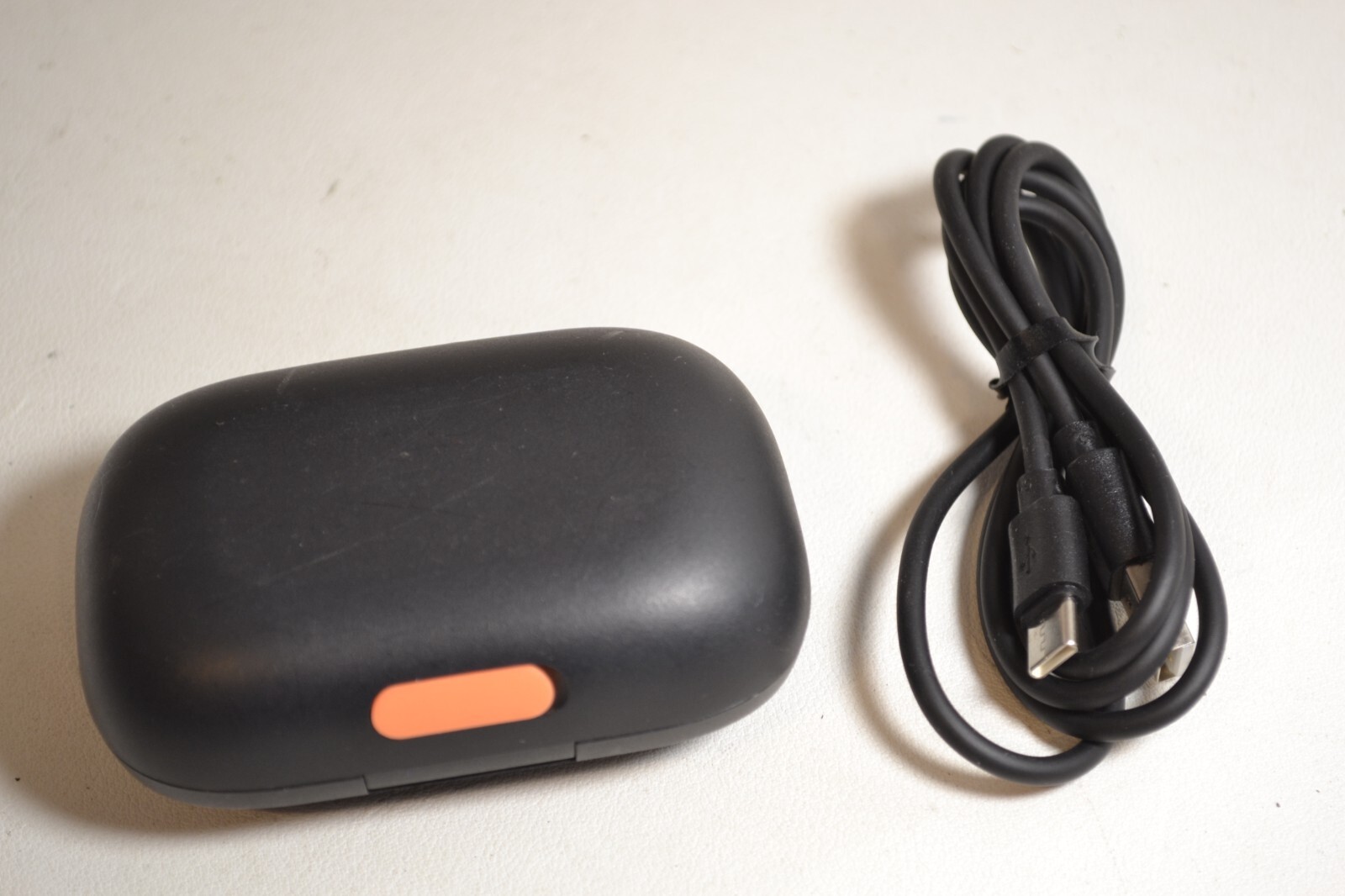 OEM Skullcandy Wireless Bluetooth Earbuds -Case and Charging Cord: Model AH-2128