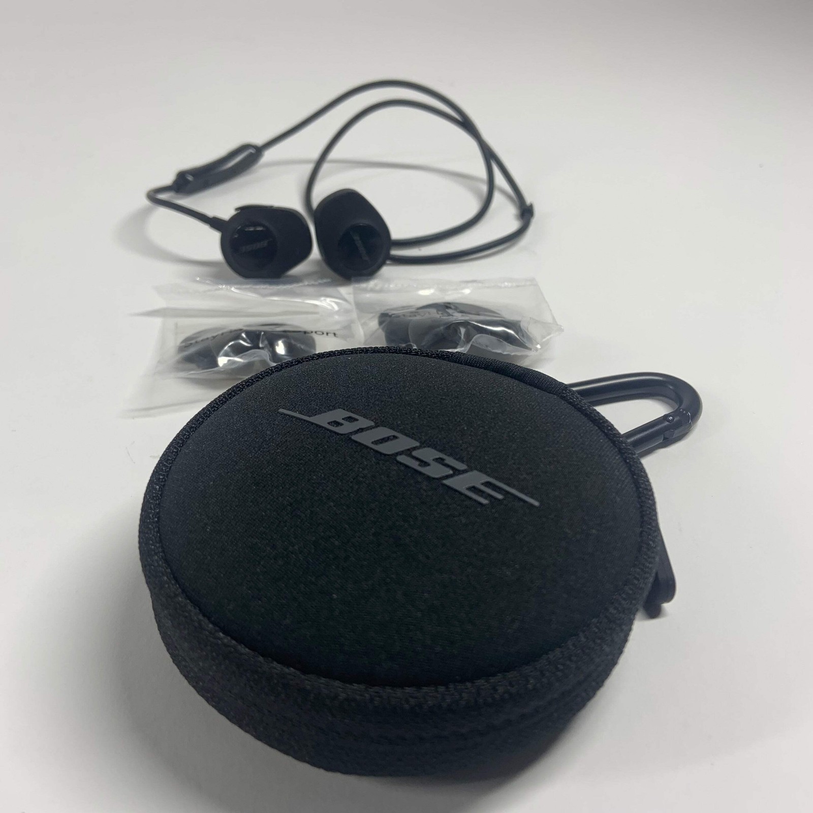 Bose SoundSport In-Ear Wireless Bluetooth Headphones Black 761529-0010